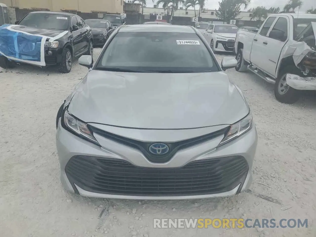 5 Photograph of a damaged car 4T1C31AK0LU530701 TOYOTA CAMRY 2020