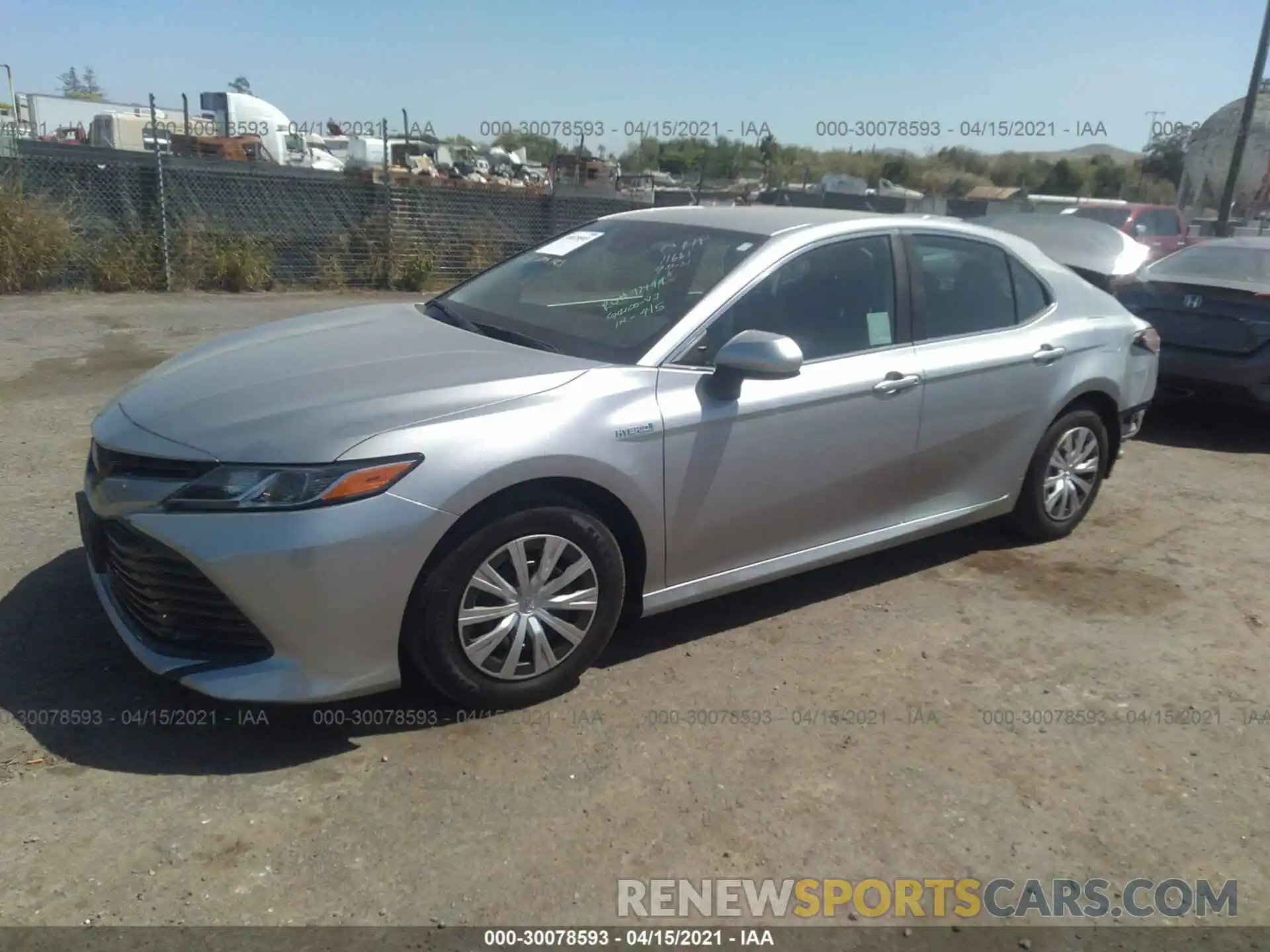 2 Photograph of a damaged car 4T1C31AK0LU531623 TOYOTA CAMRY 2020