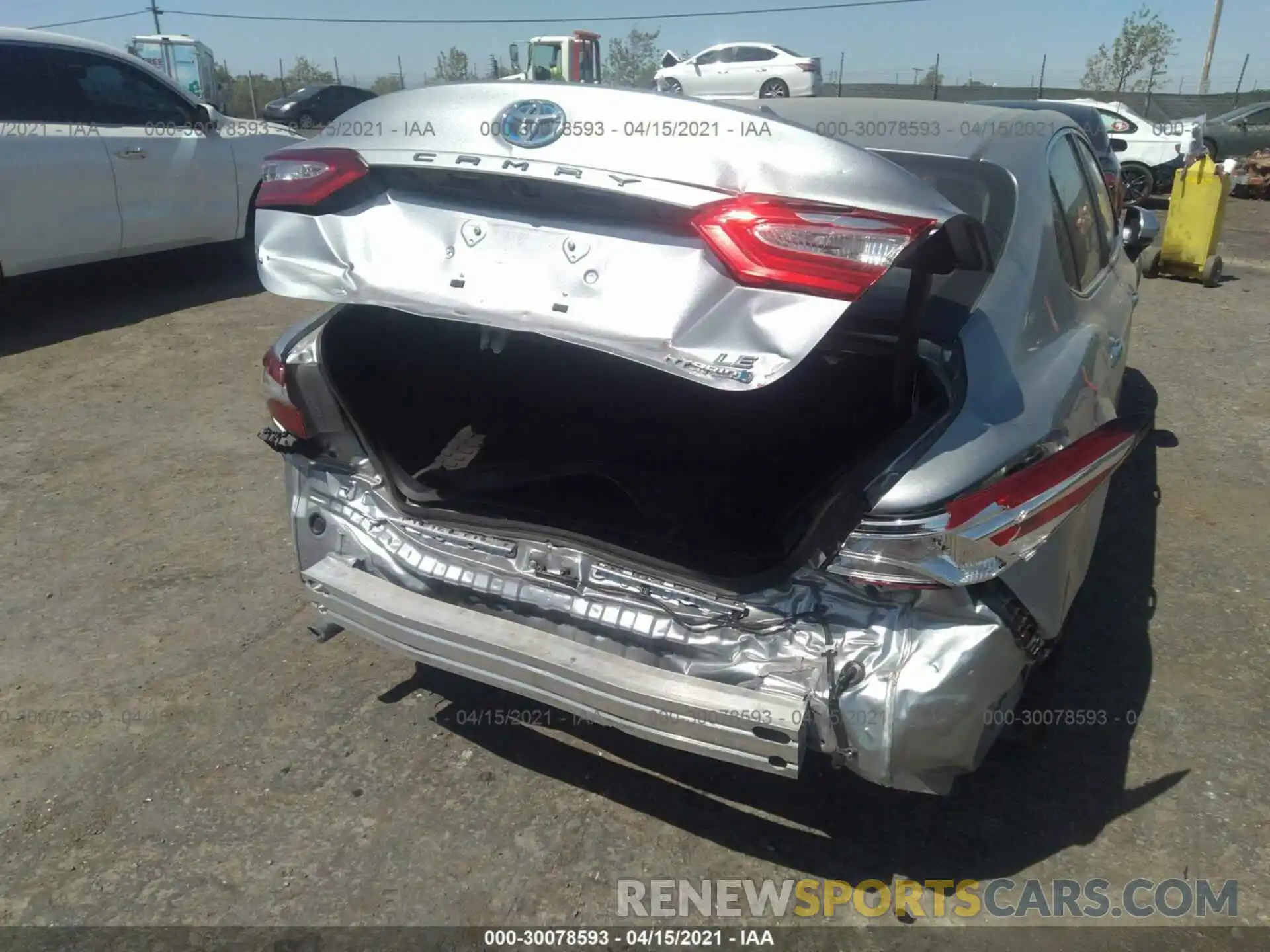 6 Photograph of a damaged car 4T1C31AK0LU531623 TOYOTA CAMRY 2020