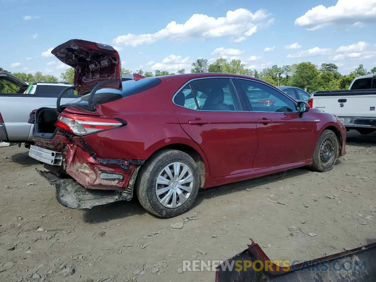 3 Photograph of a damaged car 4T1C31AK0LU538006 TOYOTA CAMRY 2020