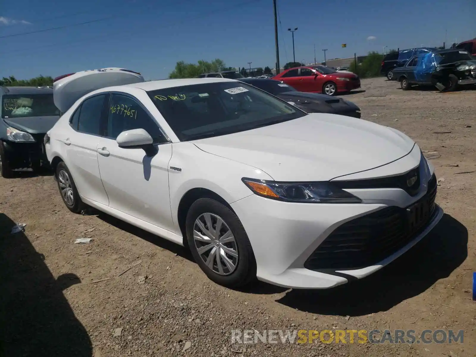 1 Photograph of a damaged car 4T1C31AK1LU526236 TOYOTA CAMRY 2020