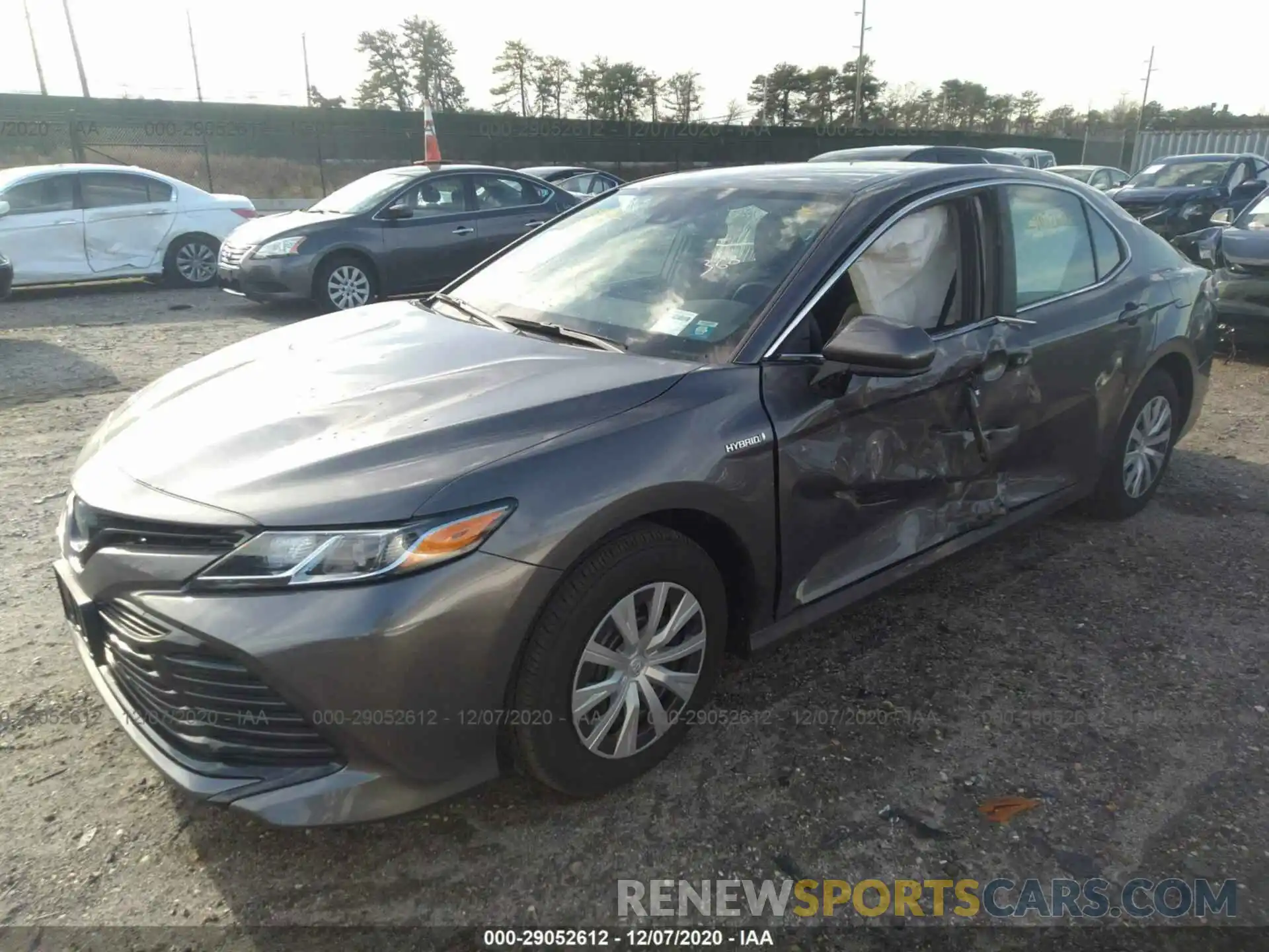 2 Photograph of a damaged car 4T1C31AK1LU527404 TOYOTA CAMRY 2020