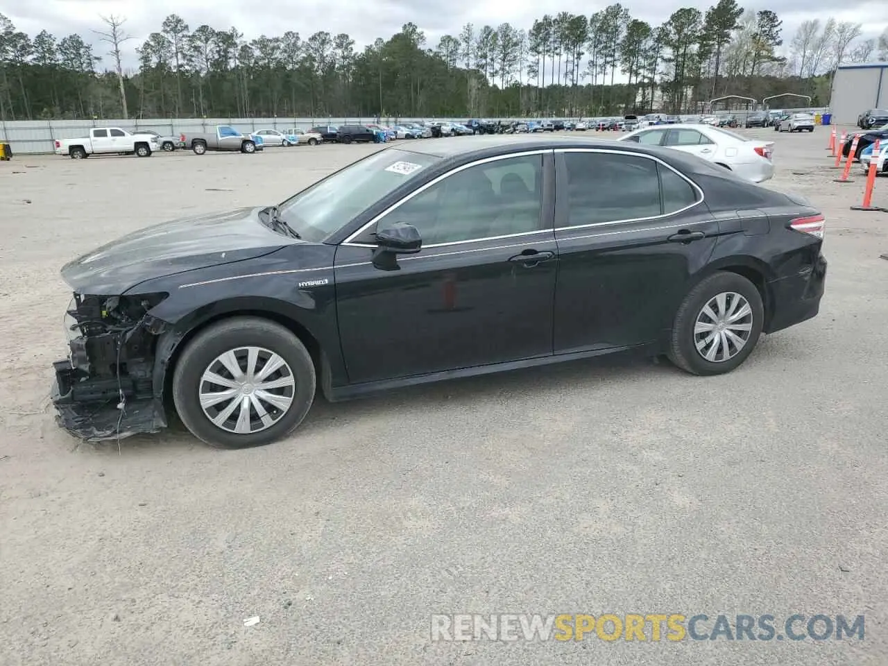 1 Photograph of a damaged car 4T1C31AK1LU529704 TOYOTA CAMRY 2020