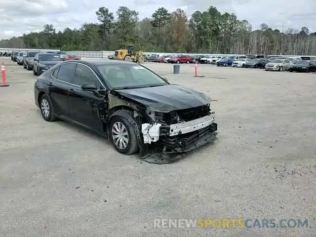 11 Photograph of a damaged car 4T1C31AK1LU529704 TOYOTA CAMRY 2020