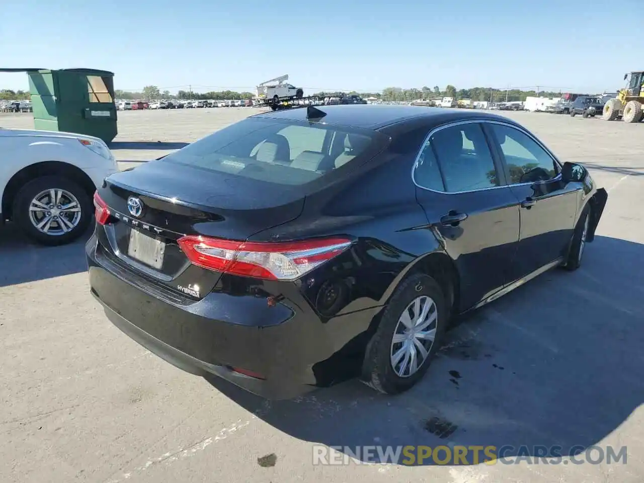 4 Photograph of a damaged car 4T1C31AK1LU536541 TOYOTA CAMRY 2020