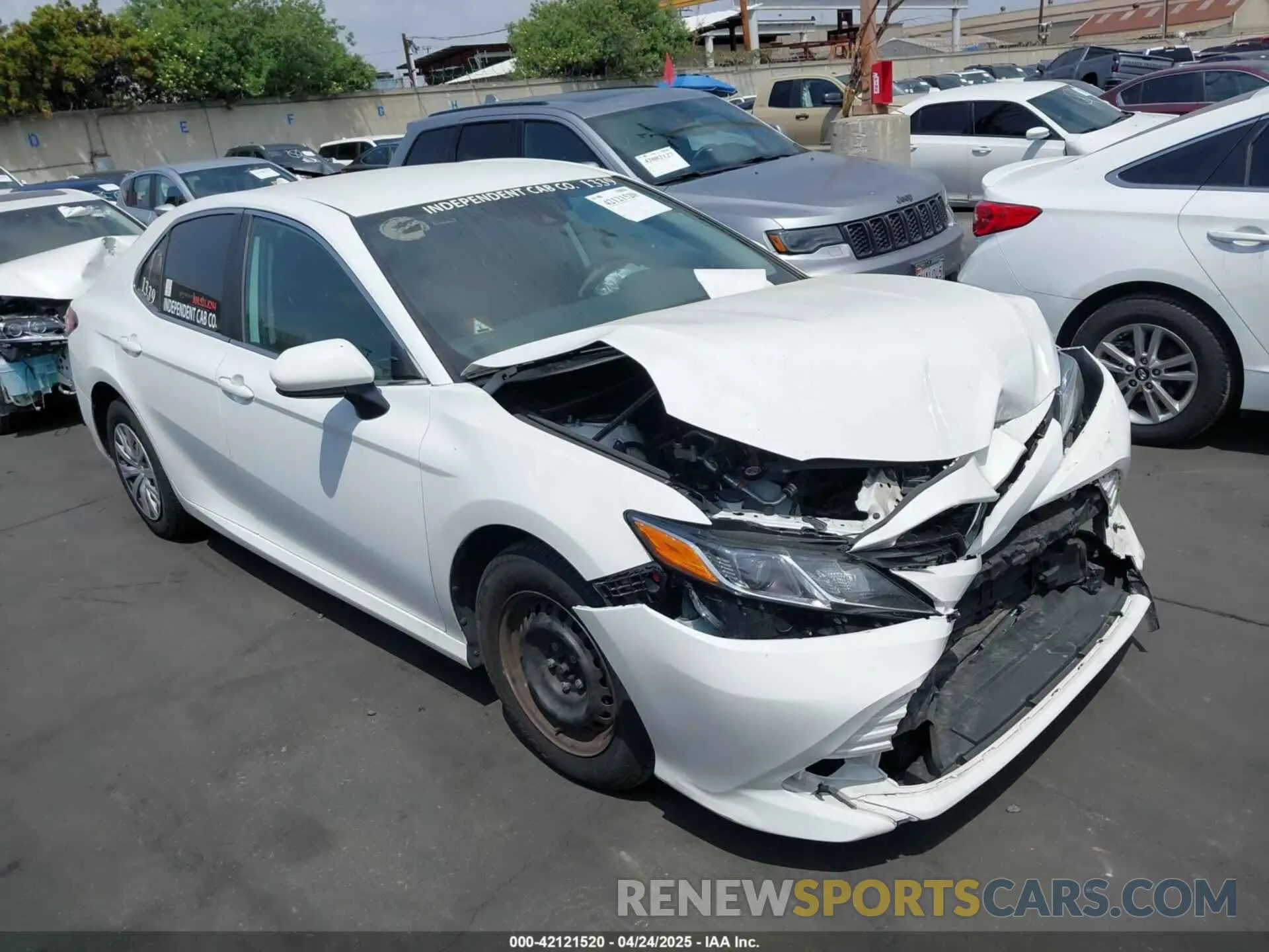 1 Photograph of a damaged car 4T1C31AK1LU538063 TOYOTA CAMRY 2020