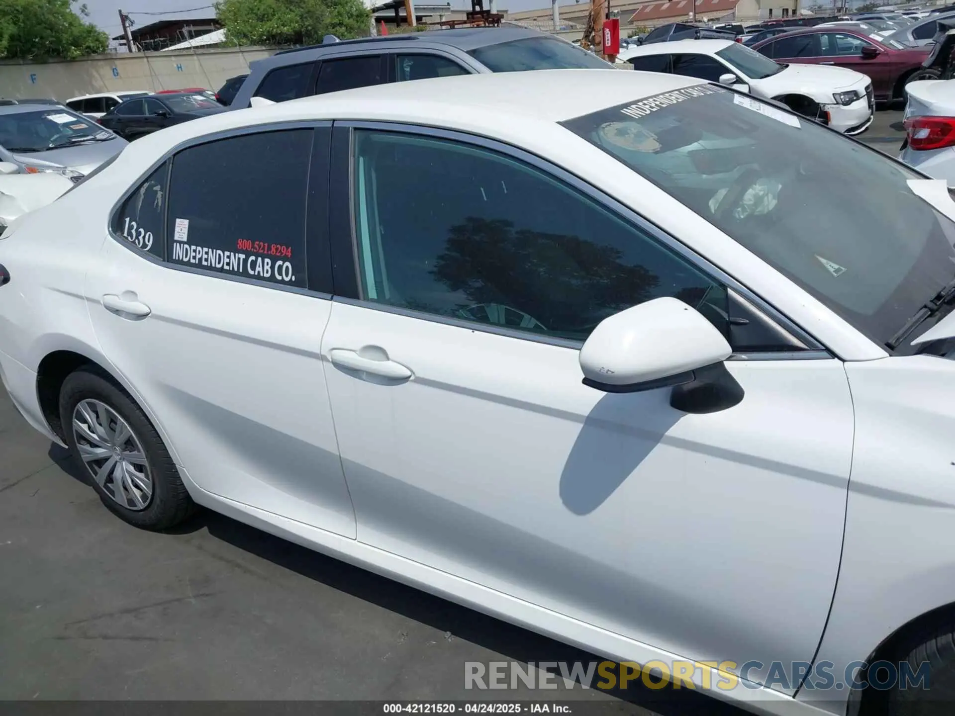 14 Photograph of a damaged car 4T1C31AK1LU538063 TOYOTA CAMRY 2020