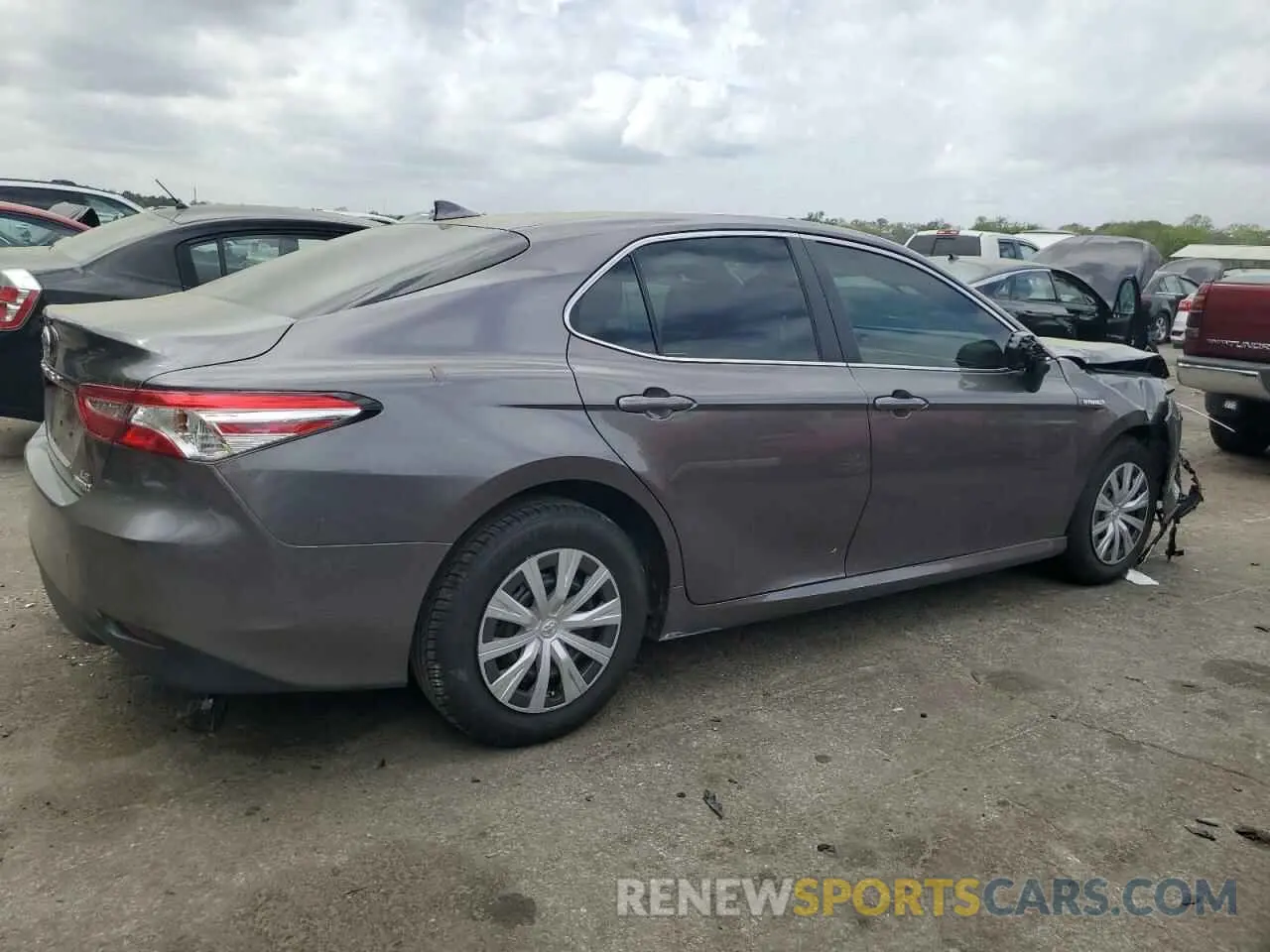 3 Photograph of a damaged car 4T1C31AK1LU539598 TOYOTA CAMRY 2020