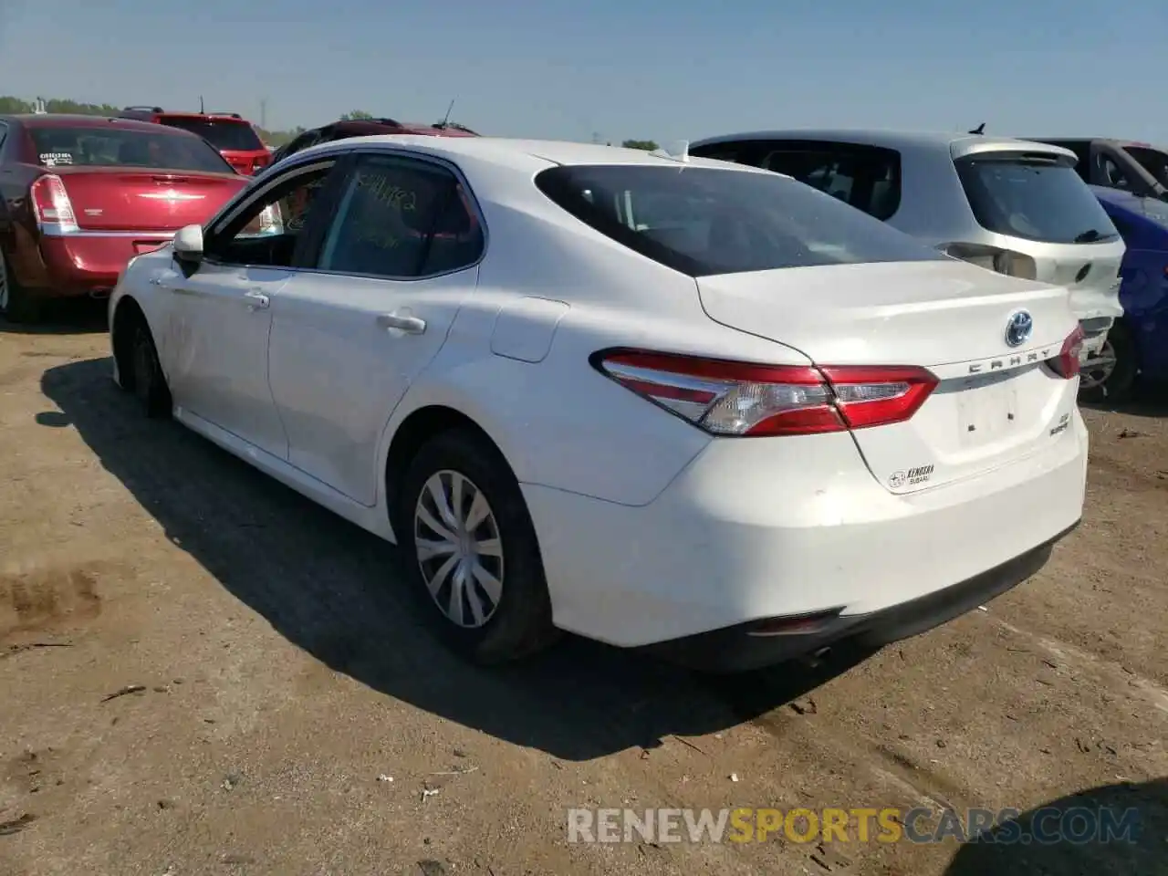 3 Photograph of a damaged car 4T1C31AK1LU540072 TOYOTA CAMRY 2020