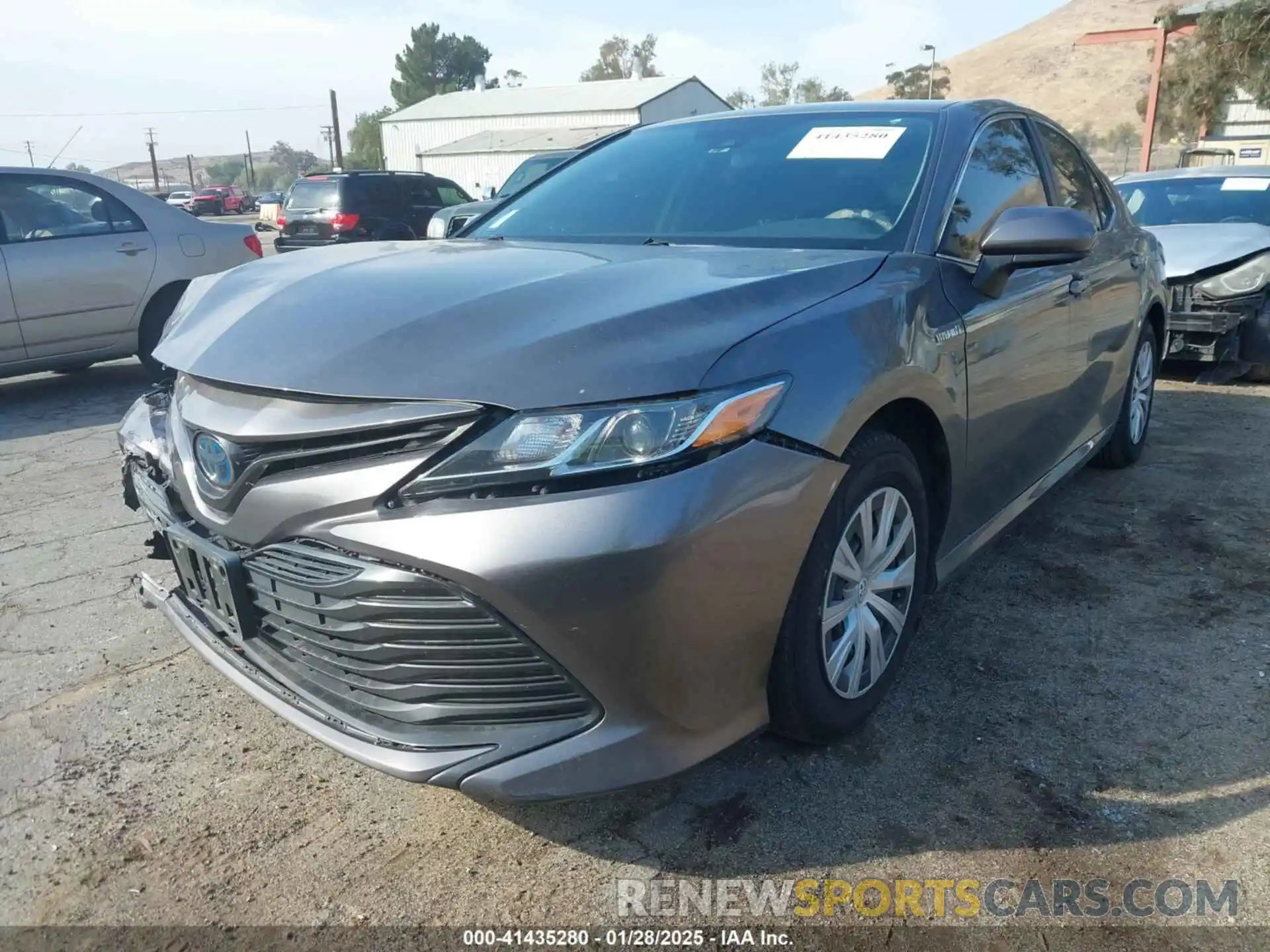 2 Photograph of a damaged car 4T1C31AK1LU540752 TOYOTA CAMRY 2020