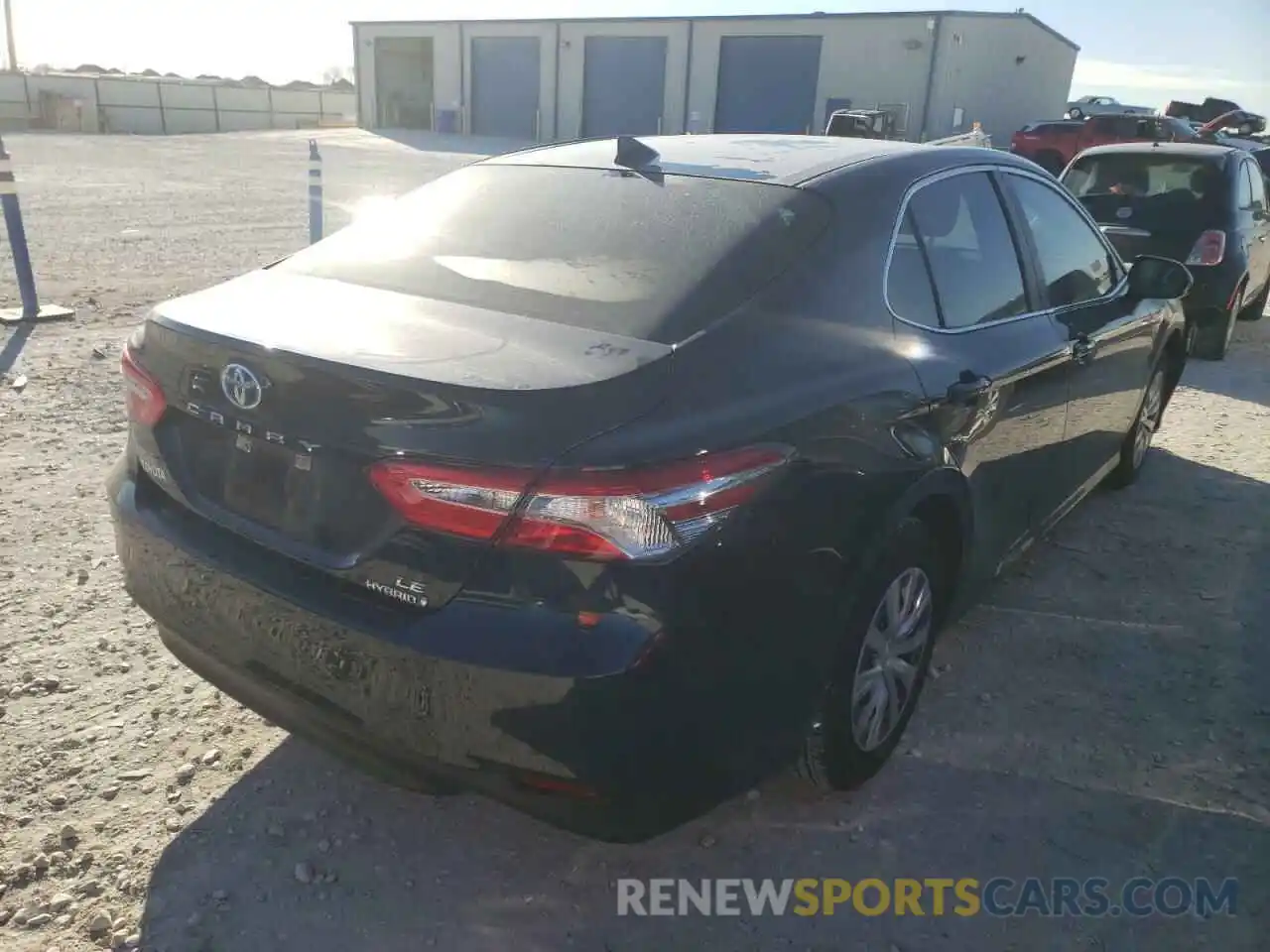 4 Photograph of a damaged car 4T1C31AK1LU544364 TOYOTA CAMRY 2020