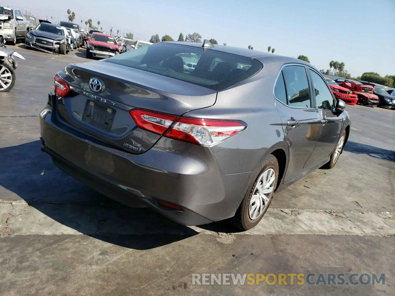 4 Photograph of a damaged car 4T1C31AK2LU523054 TOYOTA CAMRY 2020