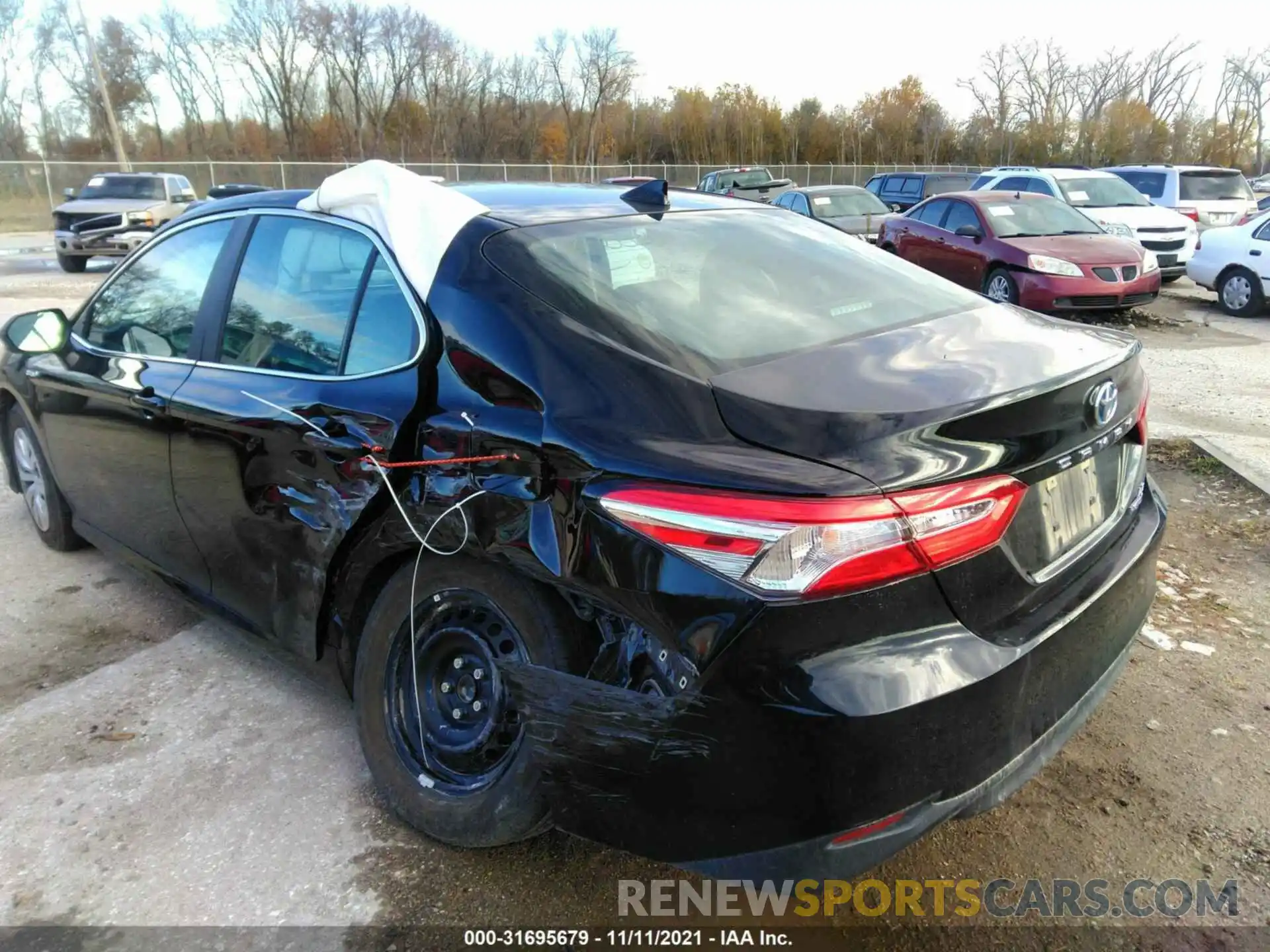 6 Photograph of a damaged car 4T1C31AK2LU527833 TOYOTA CAMRY 2020