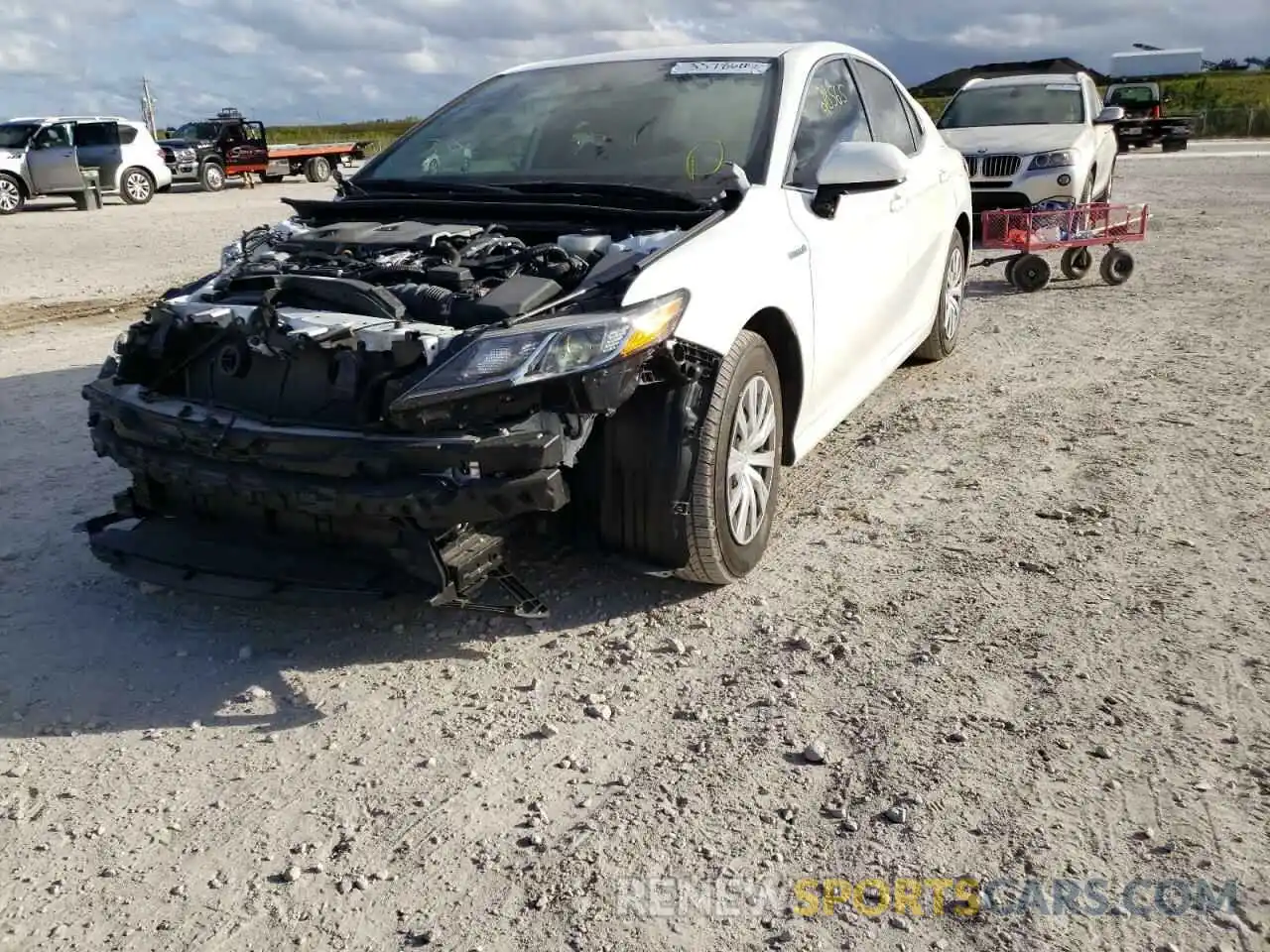 2 Photograph of a damaged car 4T1C31AK2LU531252 TOYOTA CAMRY 2020