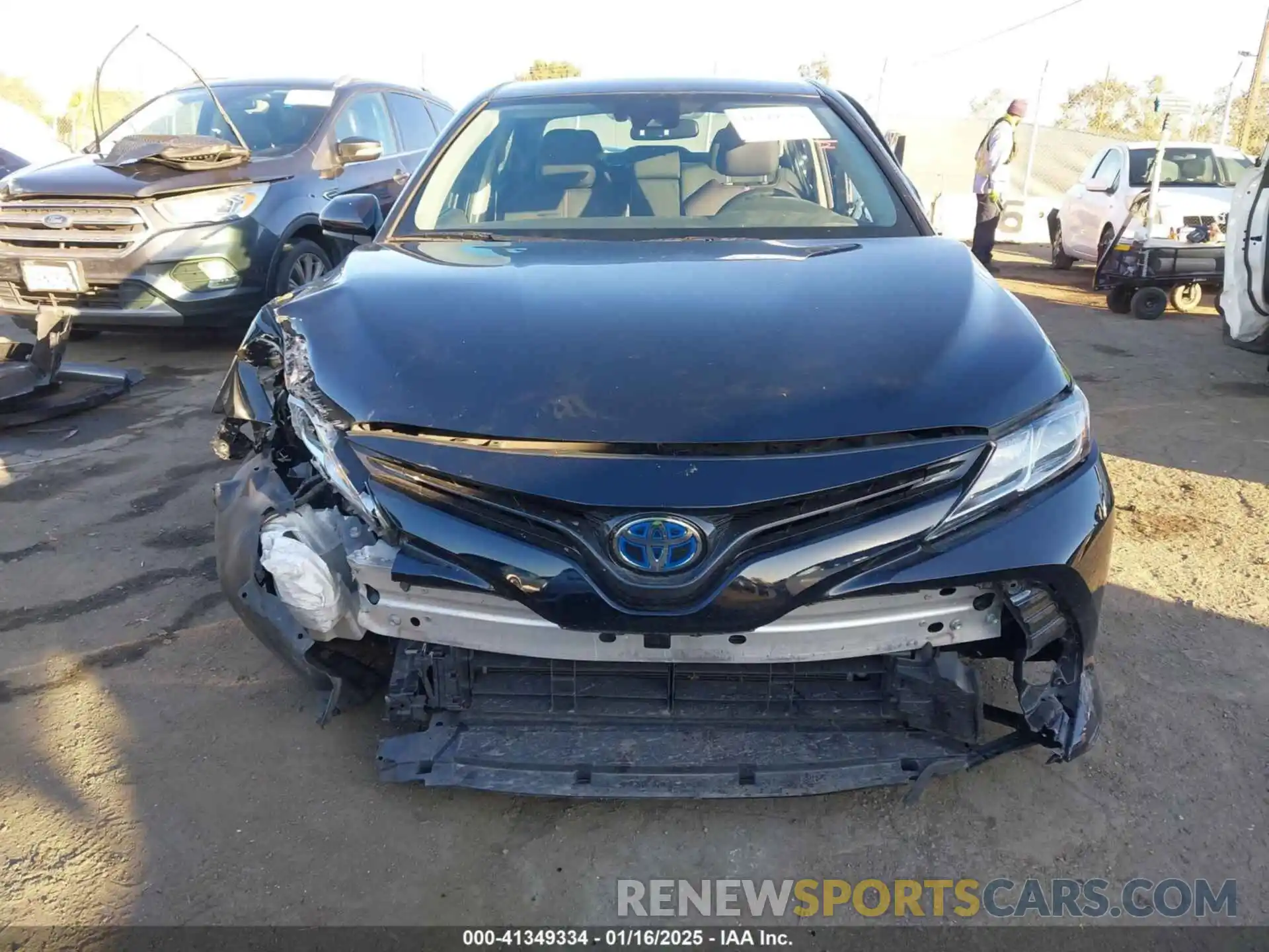 13 Photograph of a damaged car 4T1C31AK2LU536841 TOYOTA CAMRY 2020