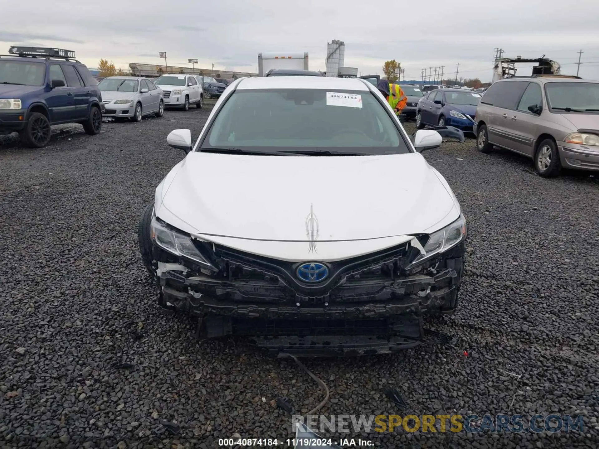 13 Photograph of a damaged car 4T1C31AK2LU539139 TOYOTA CAMRY 2020