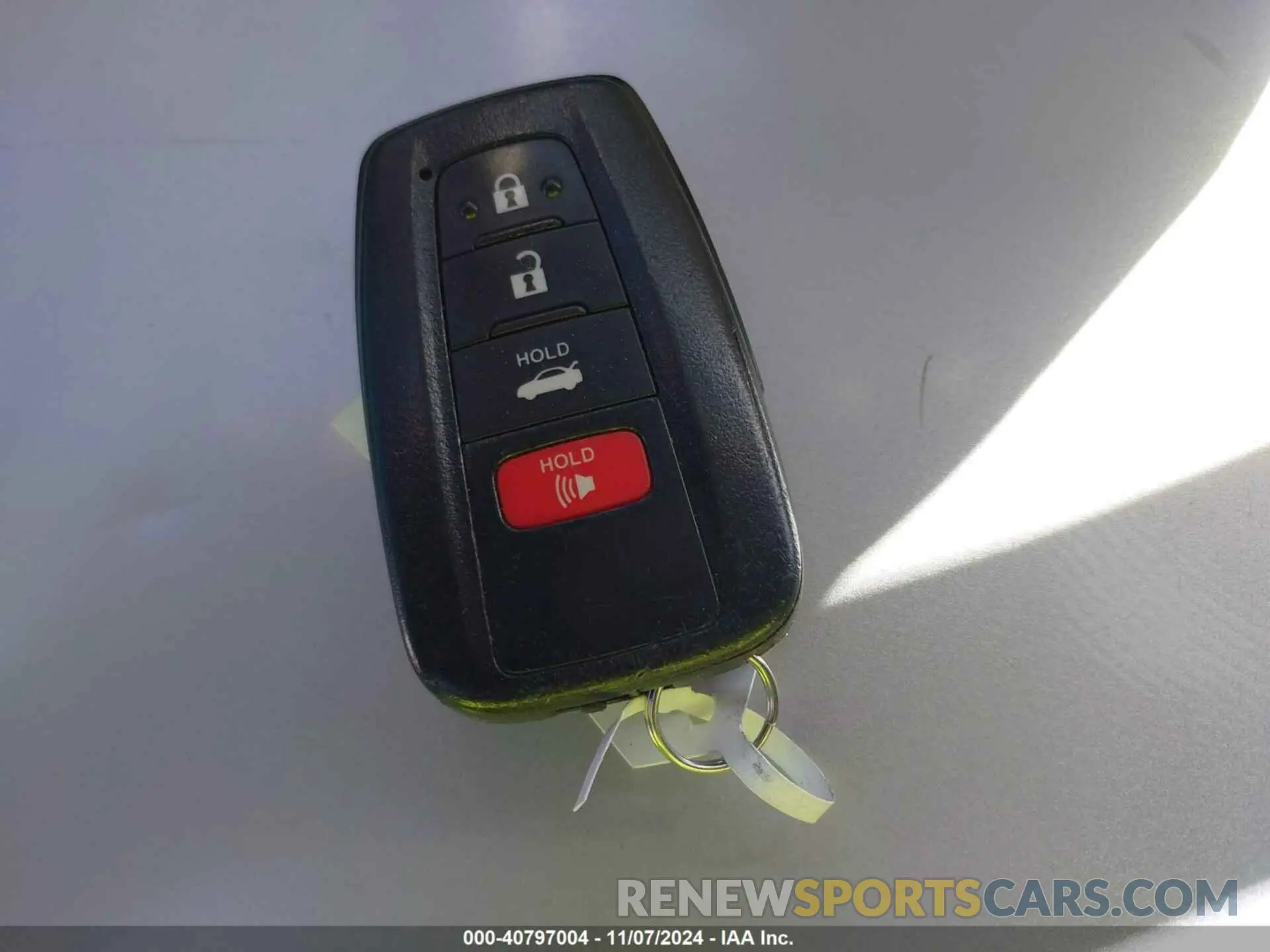 11 Photograph of a damaged car 4T1C31AK2LU541652 TOYOTA CAMRY 2020