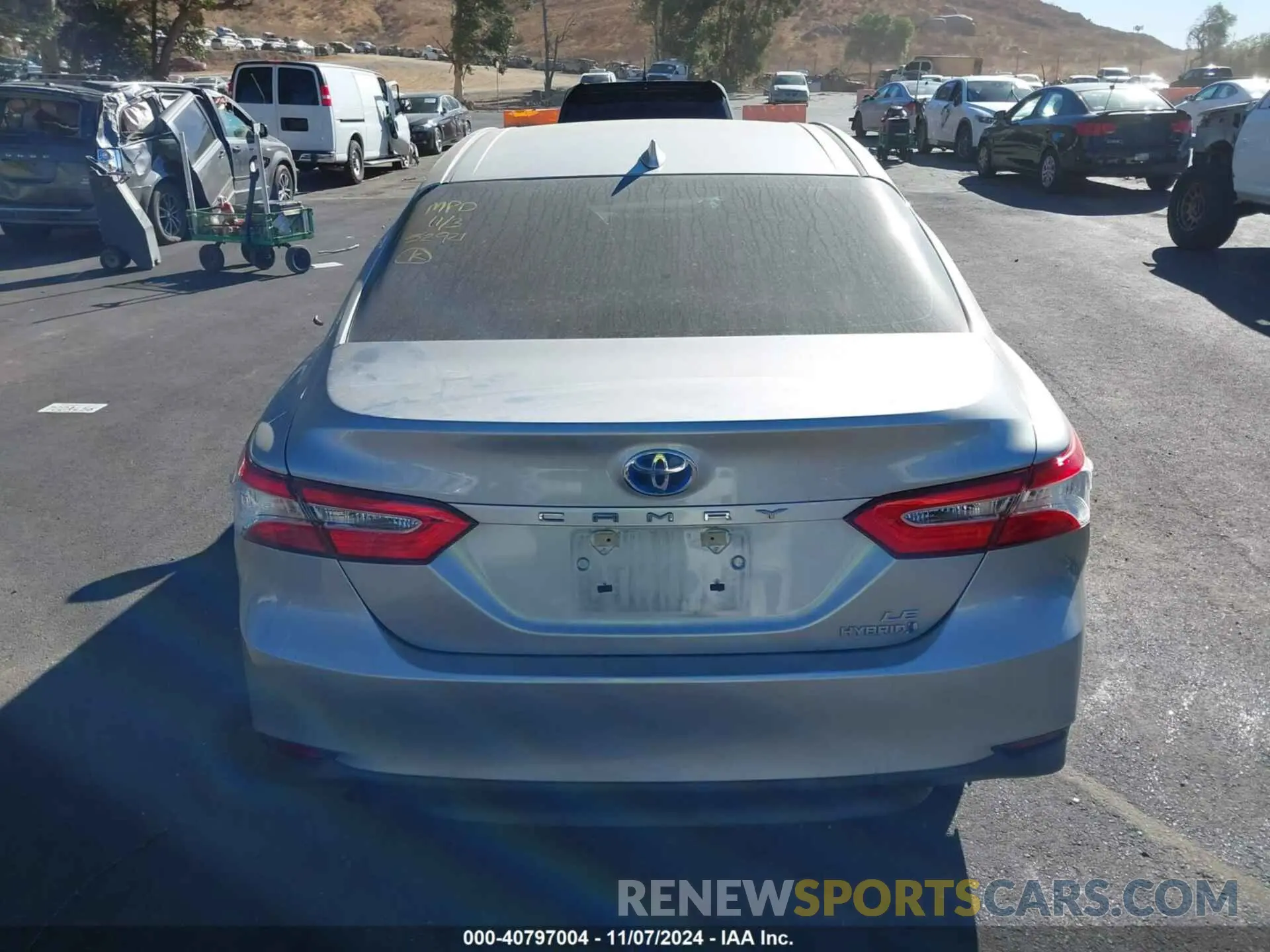 16 Photograph of a damaged car 4T1C31AK2LU541652 TOYOTA CAMRY 2020