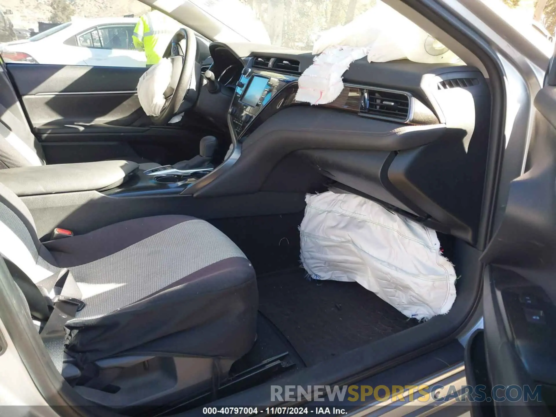5 Photograph of a damaged car 4T1C31AK2LU541652 TOYOTA CAMRY 2020