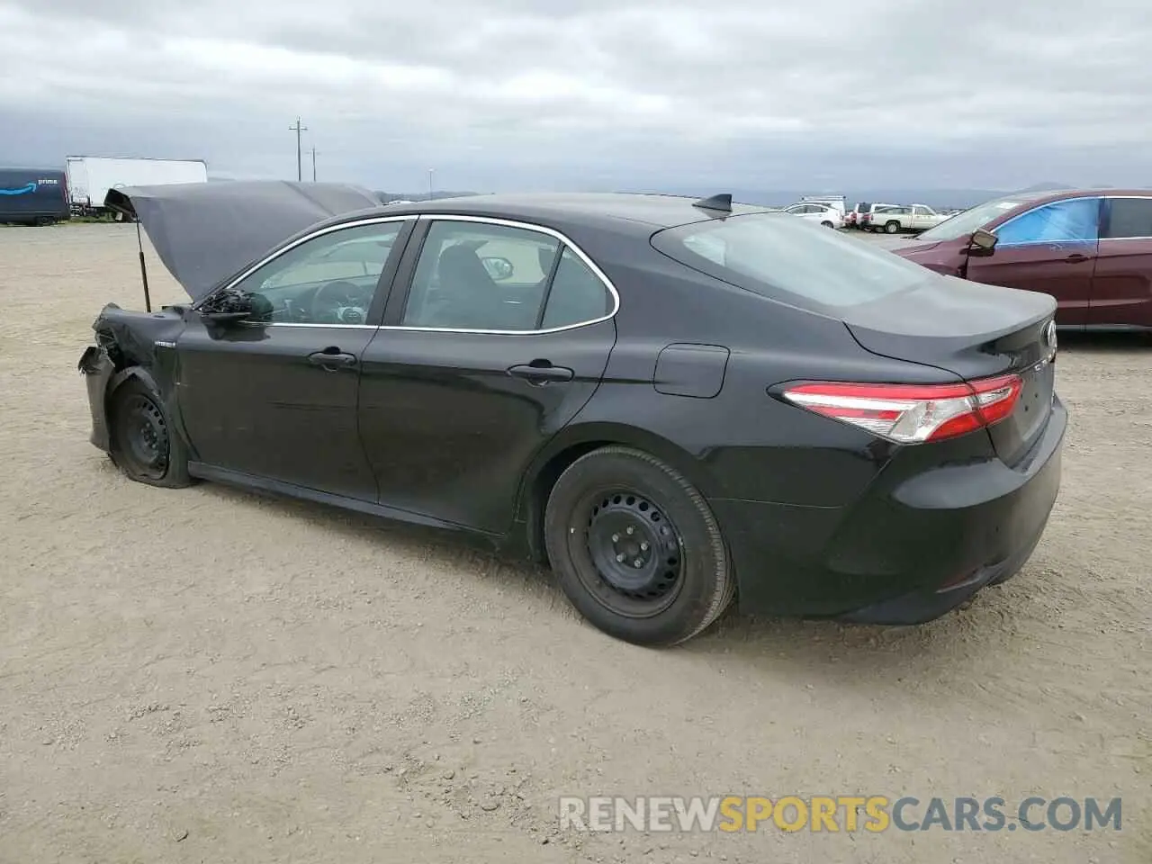 2 Photograph of a damaged car 4T1C31AK3LU018060 TOYOTA CAMRY 2020
