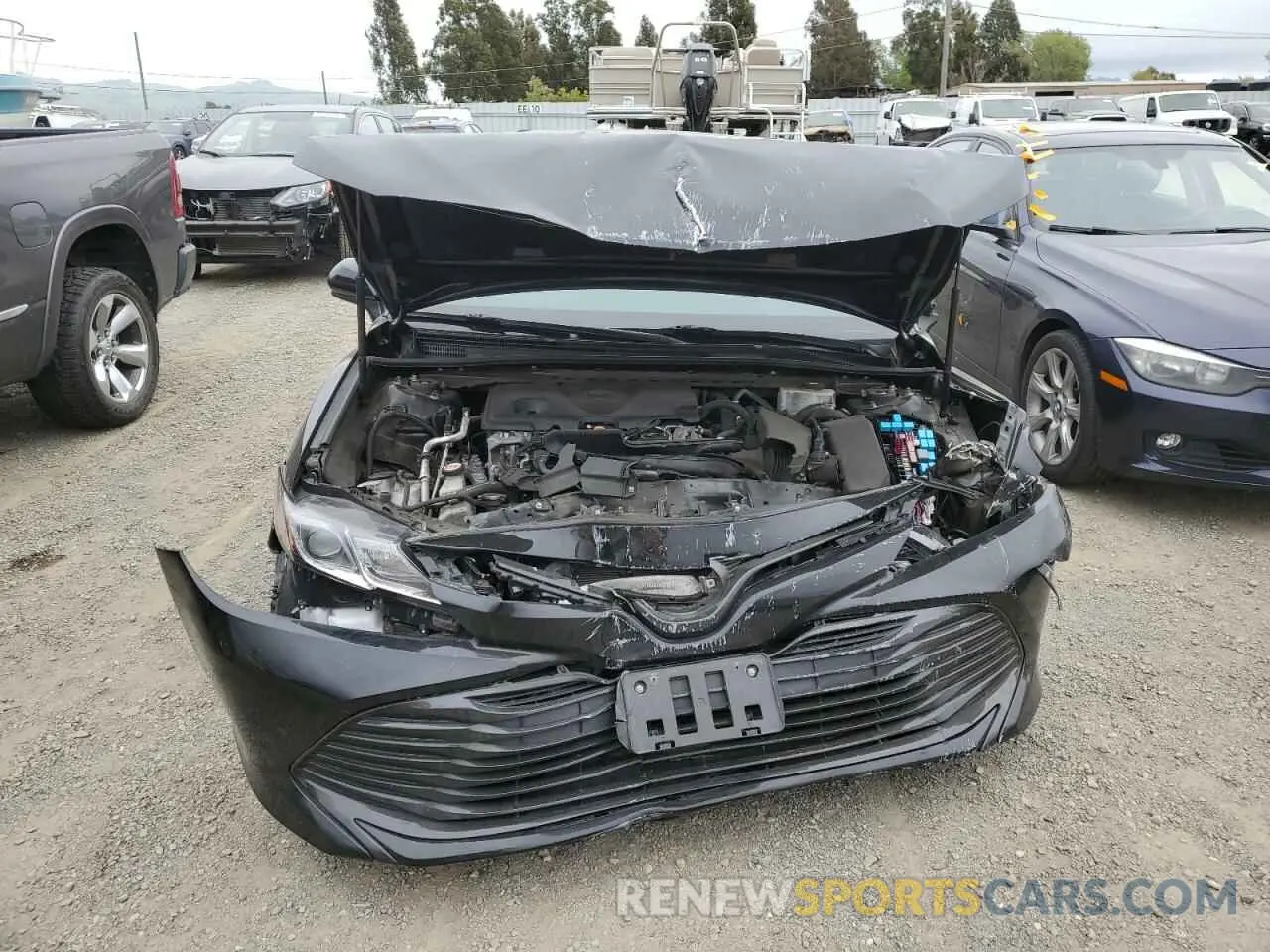 5 Photograph of a damaged car 4T1C31AK3LU018060 TOYOTA CAMRY 2020