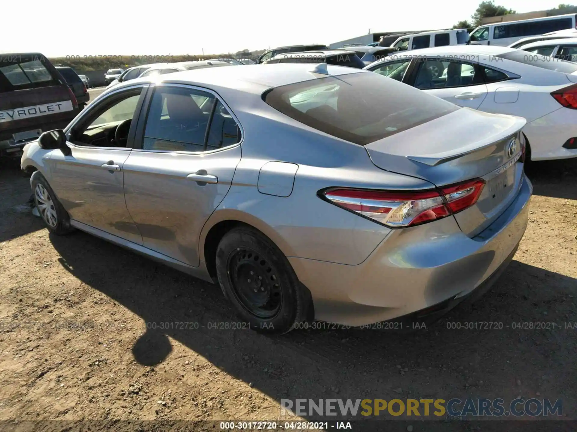 3 Photograph of a damaged car 4T1C31AK3LU526626 TOYOTA CAMRY 2020