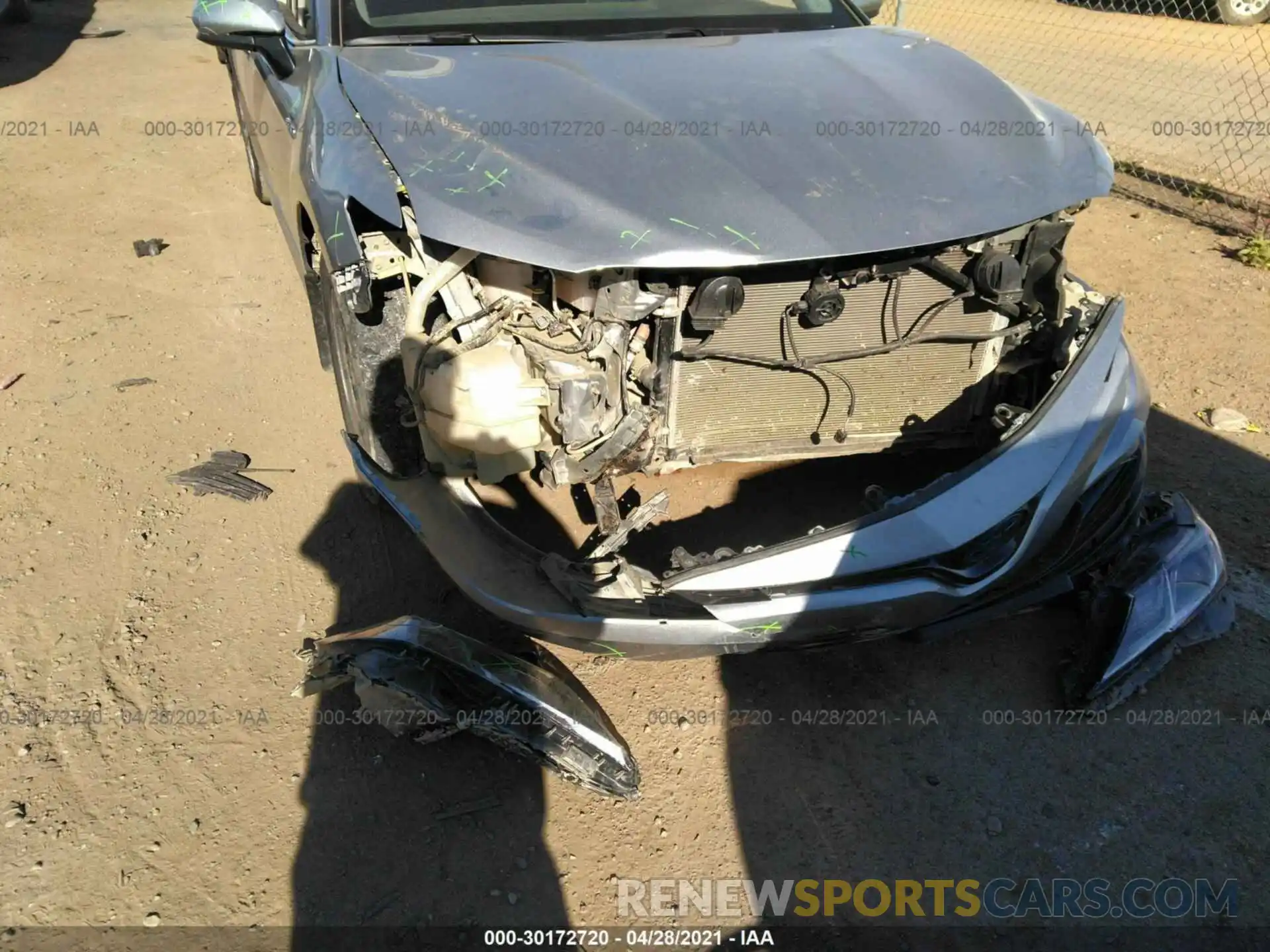 6 Photograph of a damaged car 4T1C31AK3LU526626 TOYOTA CAMRY 2020