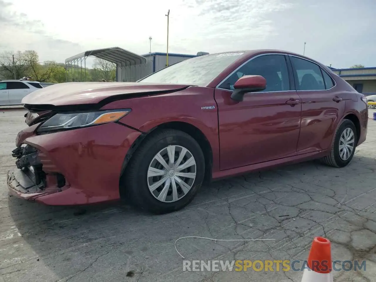 1 Photograph of a damaged car 4T1C31AK3LU529400 TOYOTA CAMRY 2020