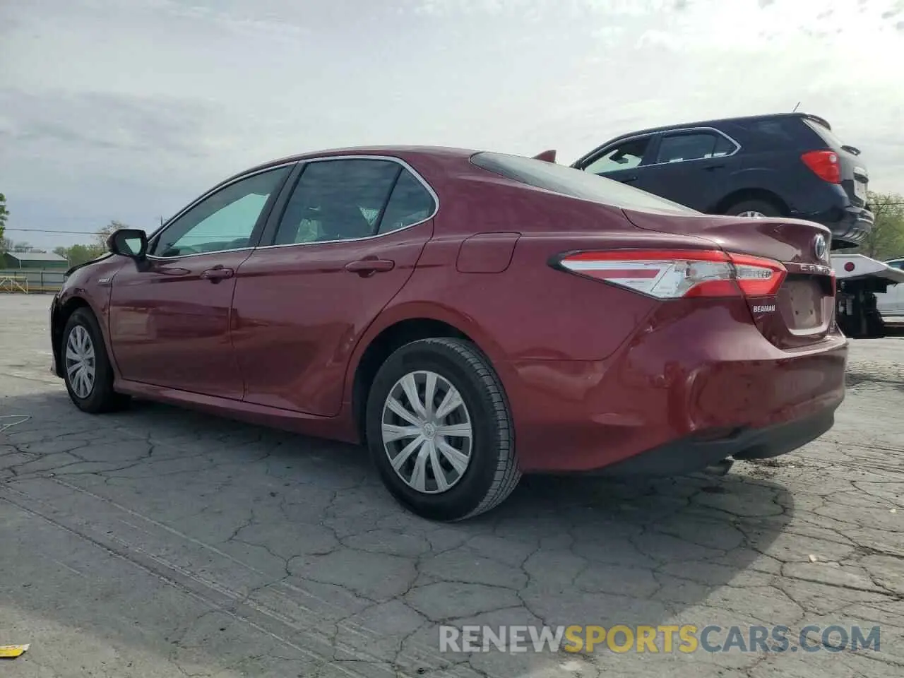 2 Photograph of a damaged car 4T1C31AK3LU529400 TOYOTA CAMRY 2020