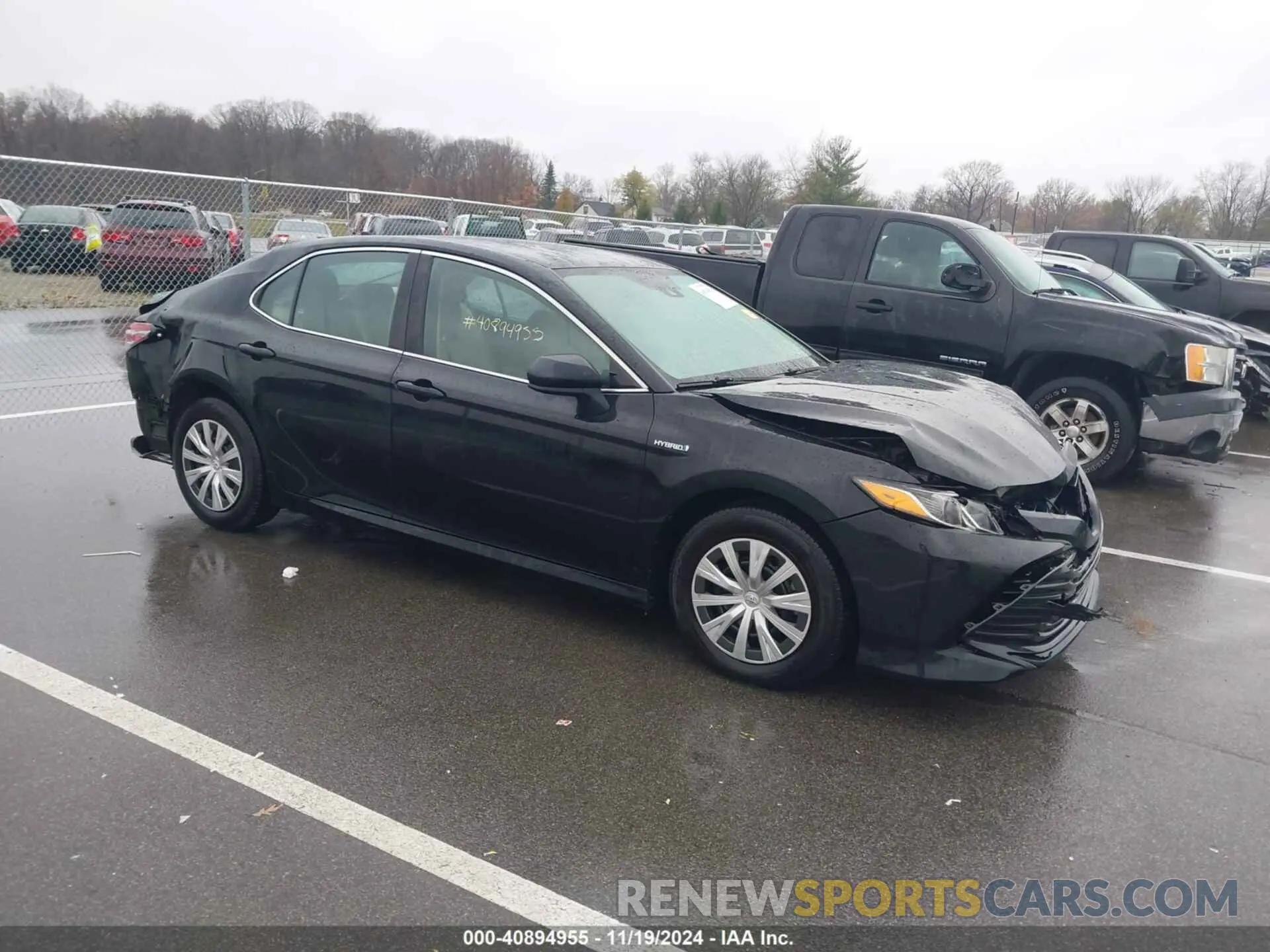 1 Photograph of a damaged car 4T1C31AK3LU530997 TOYOTA CAMRY 2020