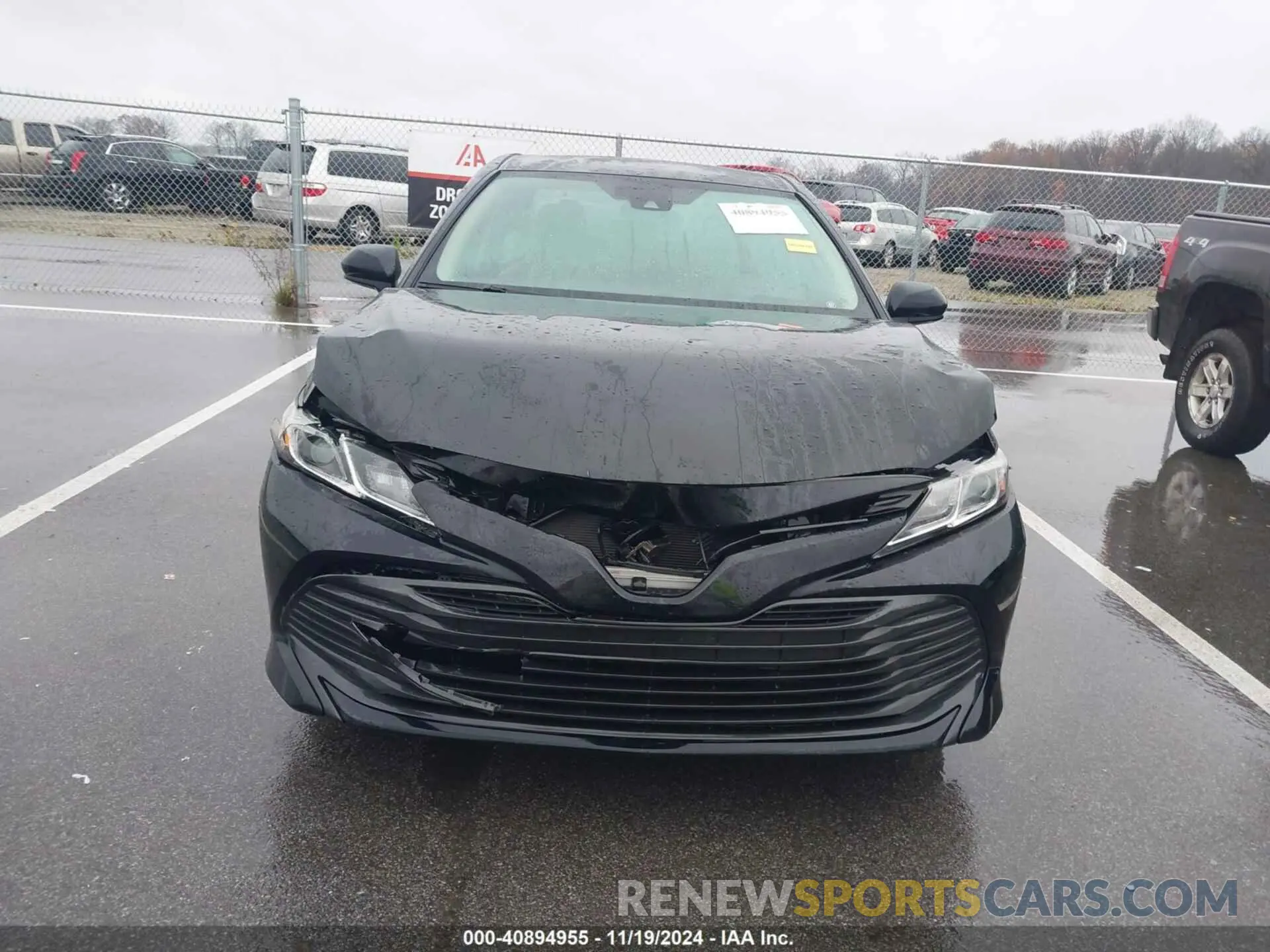 12 Photograph of a damaged car 4T1C31AK3LU530997 TOYOTA CAMRY 2020