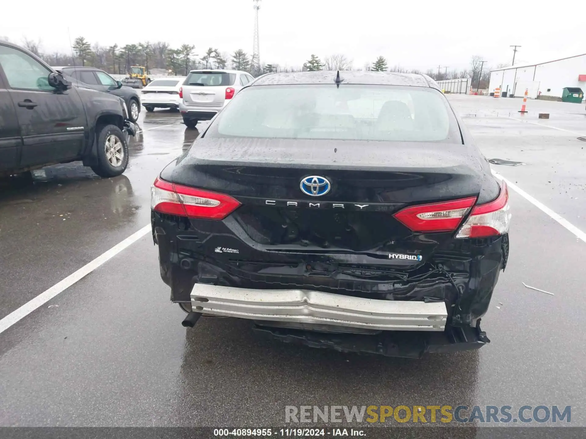 6 Photograph of a damaged car 4T1C31AK3LU530997 TOYOTA CAMRY 2020