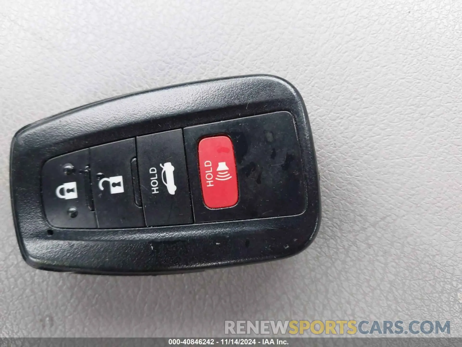11 Photograph of a damaged car 4T1C31AK3LU534502 TOYOTA CAMRY 2020