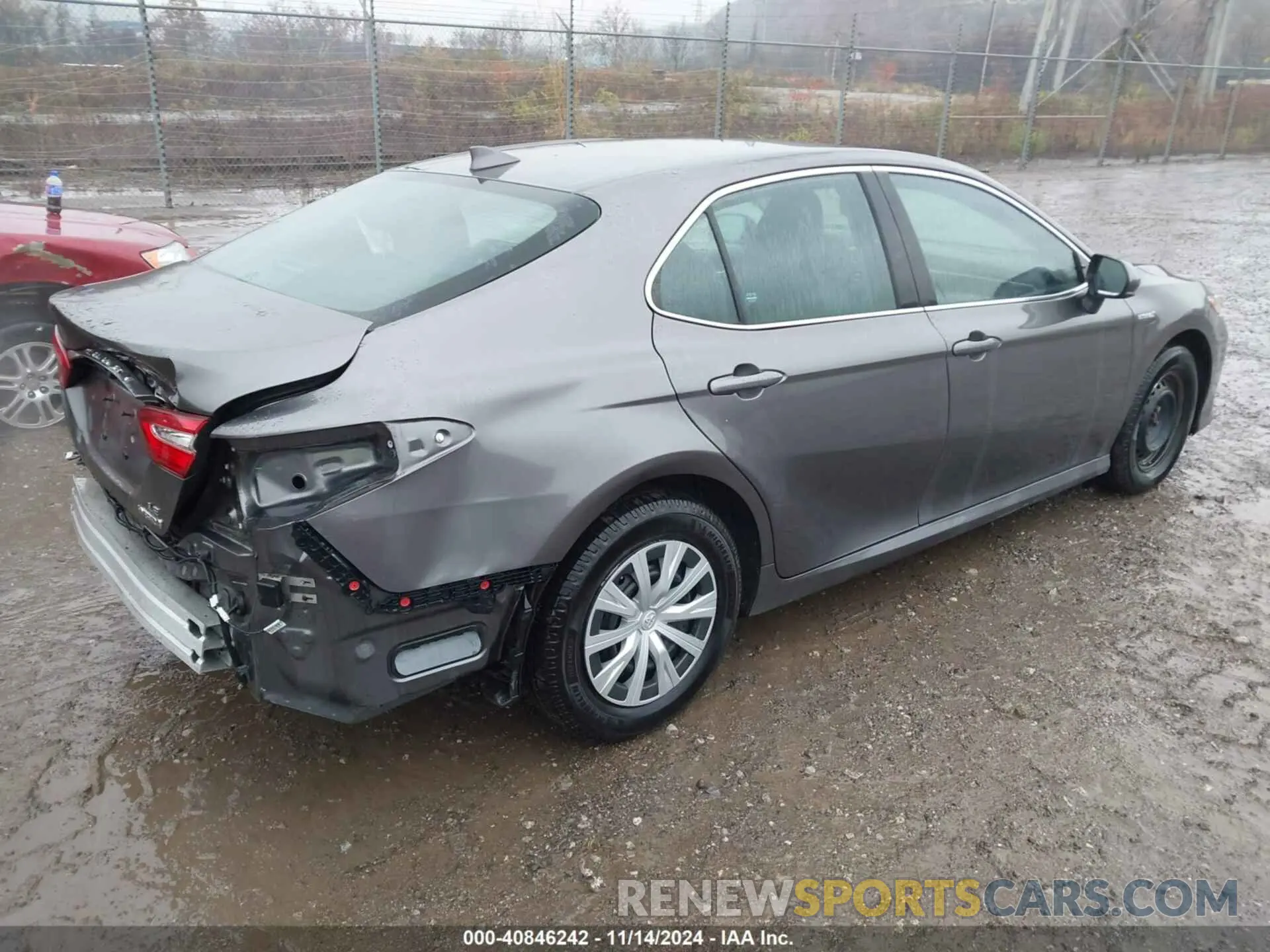 4 Photograph of a damaged car 4T1C31AK3LU534502 TOYOTA CAMRY 2020