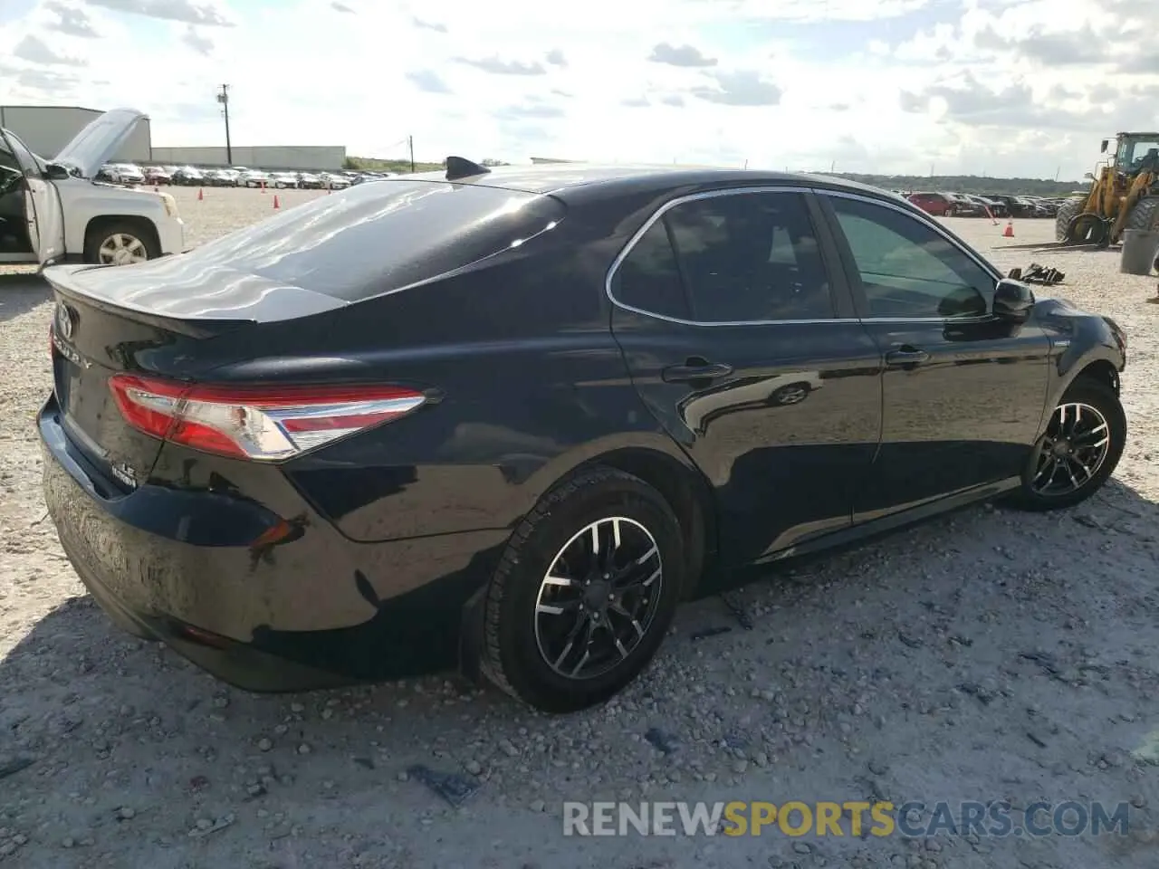 3 Photograph of a damaged car 4T1C31AK3LU544723 TOYOTA CAMRY 2020