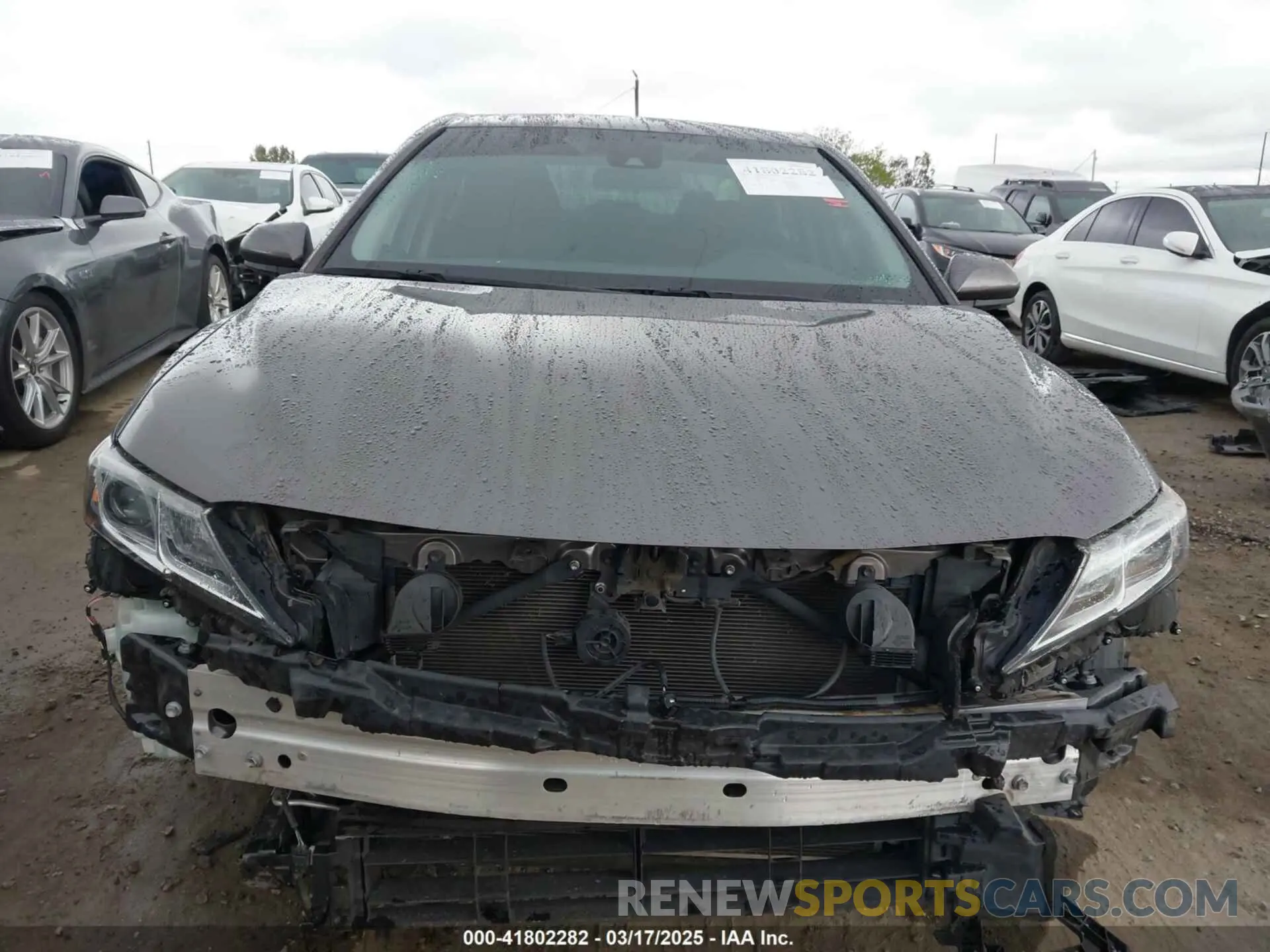13 Photograph of a damaged car 4T1C31AK4LU013840 TOYOTA CAMRY 2020