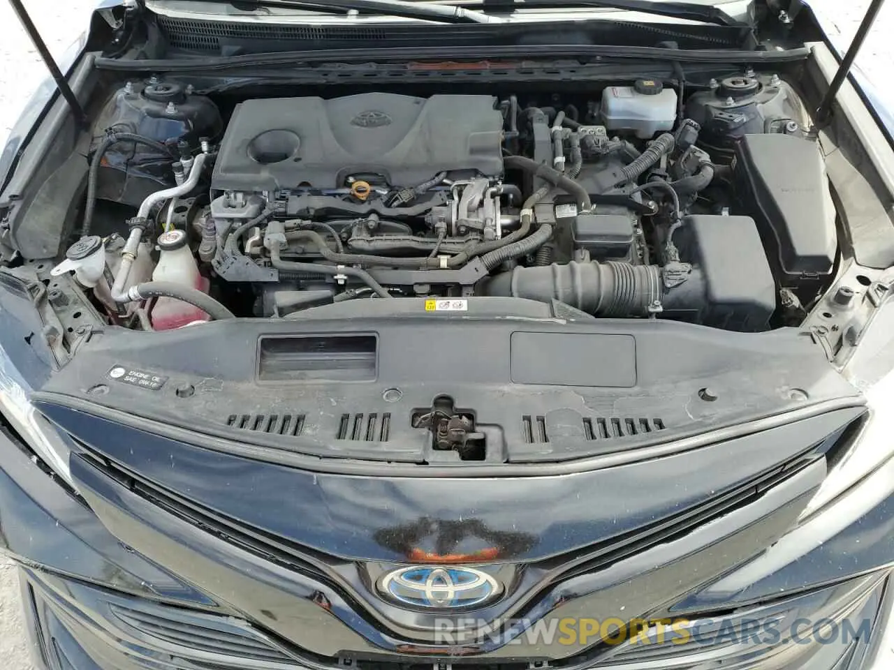 11 Photograph of a damaged car 4T1C31AK4LU520012 TOYOTA CAMRY 2020