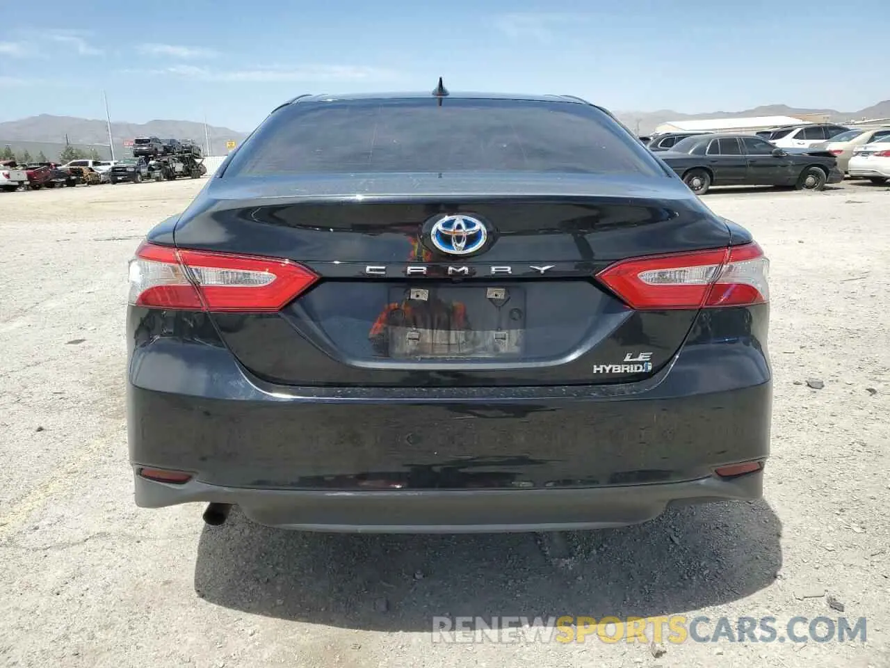 6 Photograph of a damaged car 4T1C31AK4LU520012 TOYOTA CAMRY 2020