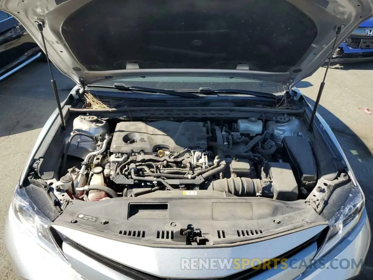 11 Photograph of a damaged car 4T1C31AK4LU521757 TOYOTA CAMRY 2020