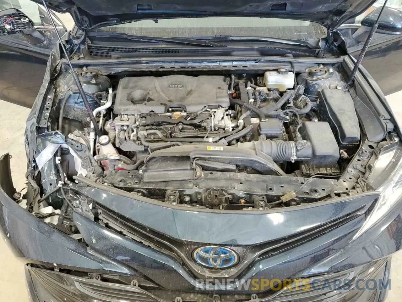 11 Photograph of a damaged car 4T1C31AK4LU523525 TOYOTA CAMRY 2020