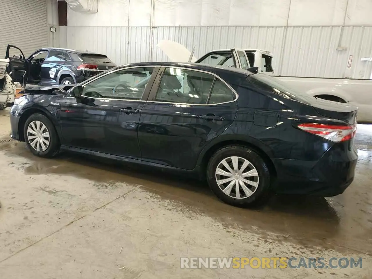 2 Photograph of a damaged car 4T1C31AK4LU523525 TOYOTA CAMRY 2020