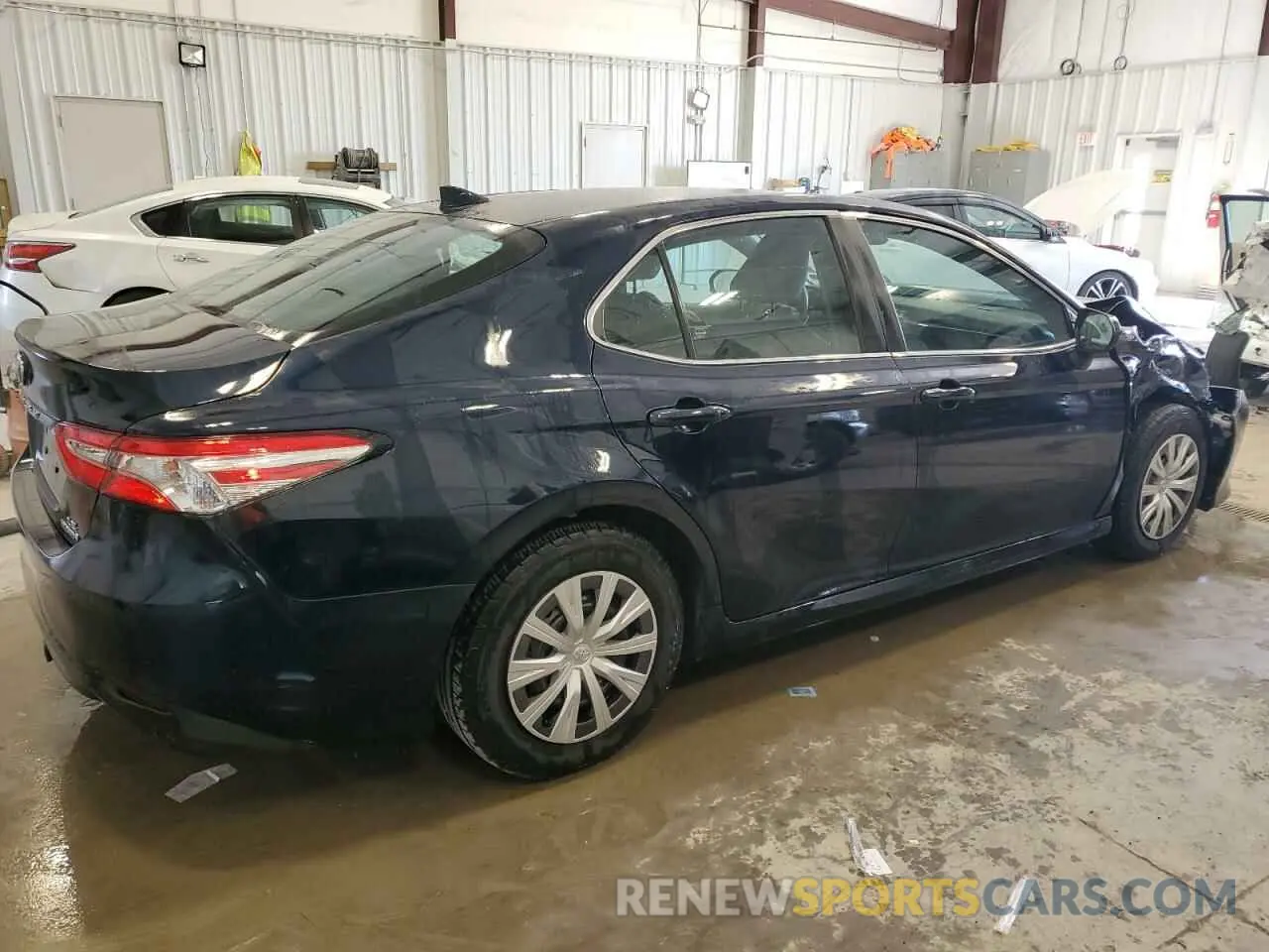 3 Photograph of a damaged car 4T1C31AK4LU523525 TOYOTA CAMRY 2020