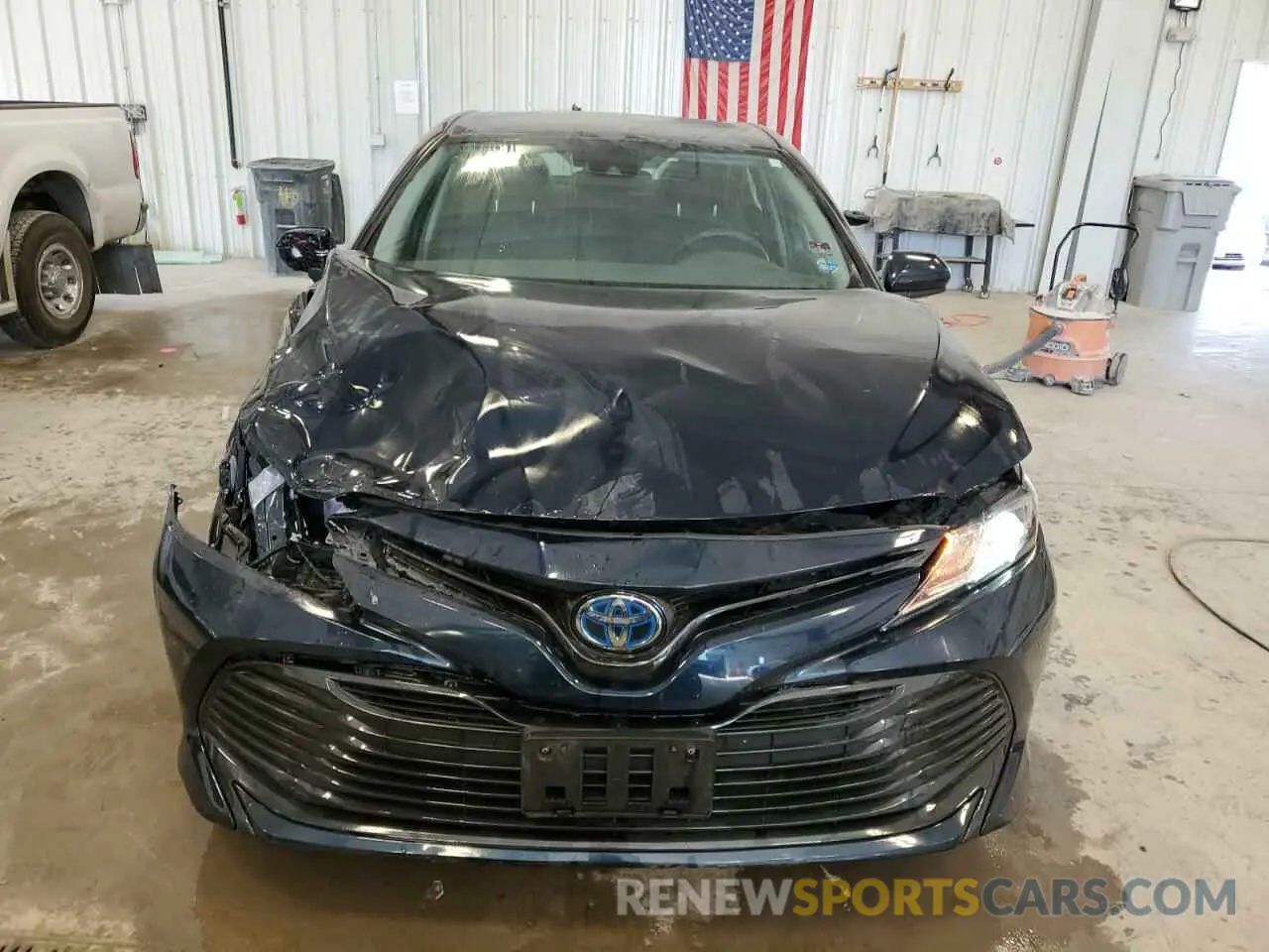 5 Photograph of a damaged car 4T1C31AK4LU523525 TOYOTA CAMRY 2020