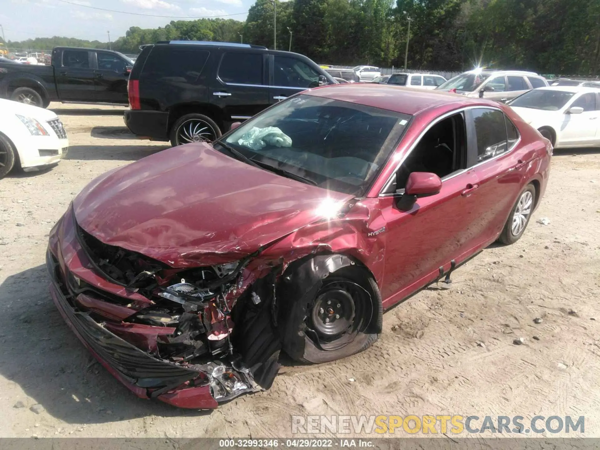 2 Photograph of a damaged car 4T1C31AK4LU527171 TOYOTA CAMRY 2020
