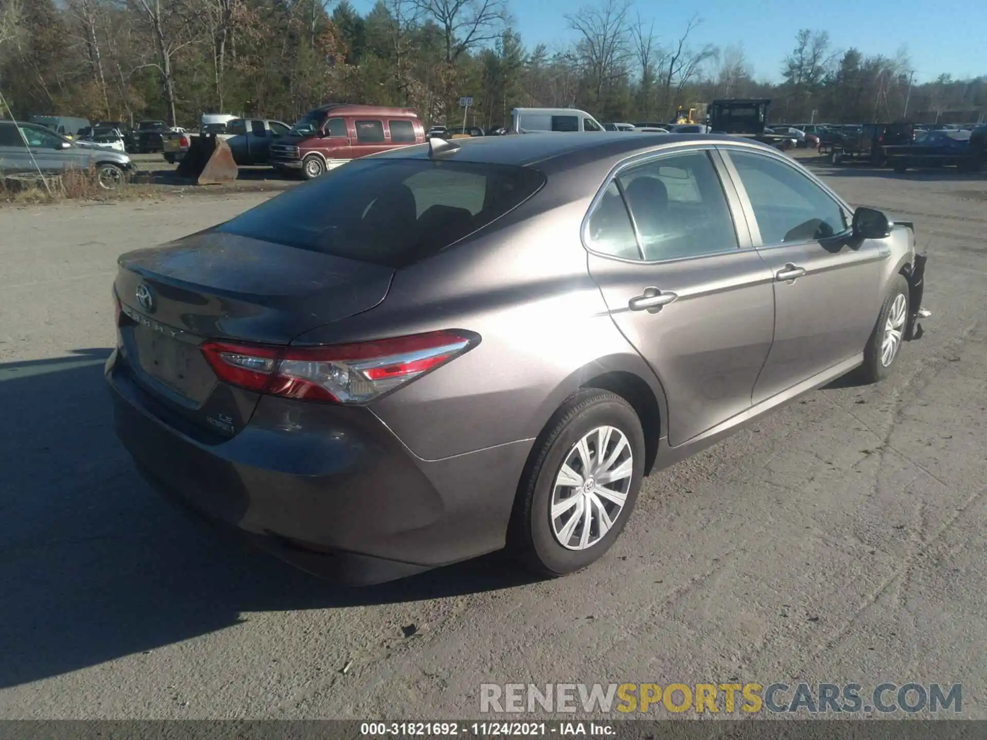 4 Photograph of a damaged car 4T1C31AK4LU533231 TOYOTA CAMRY 2020