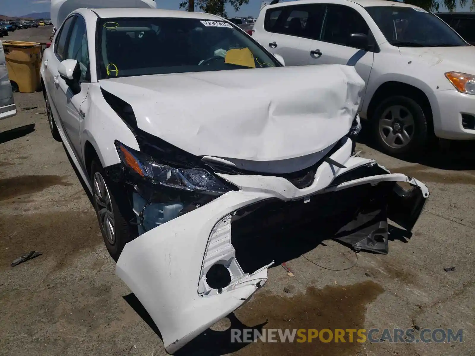 9 Photograph of a damaged car 4T1C31AK4LU538350 TOYOTA CAMRY 2020