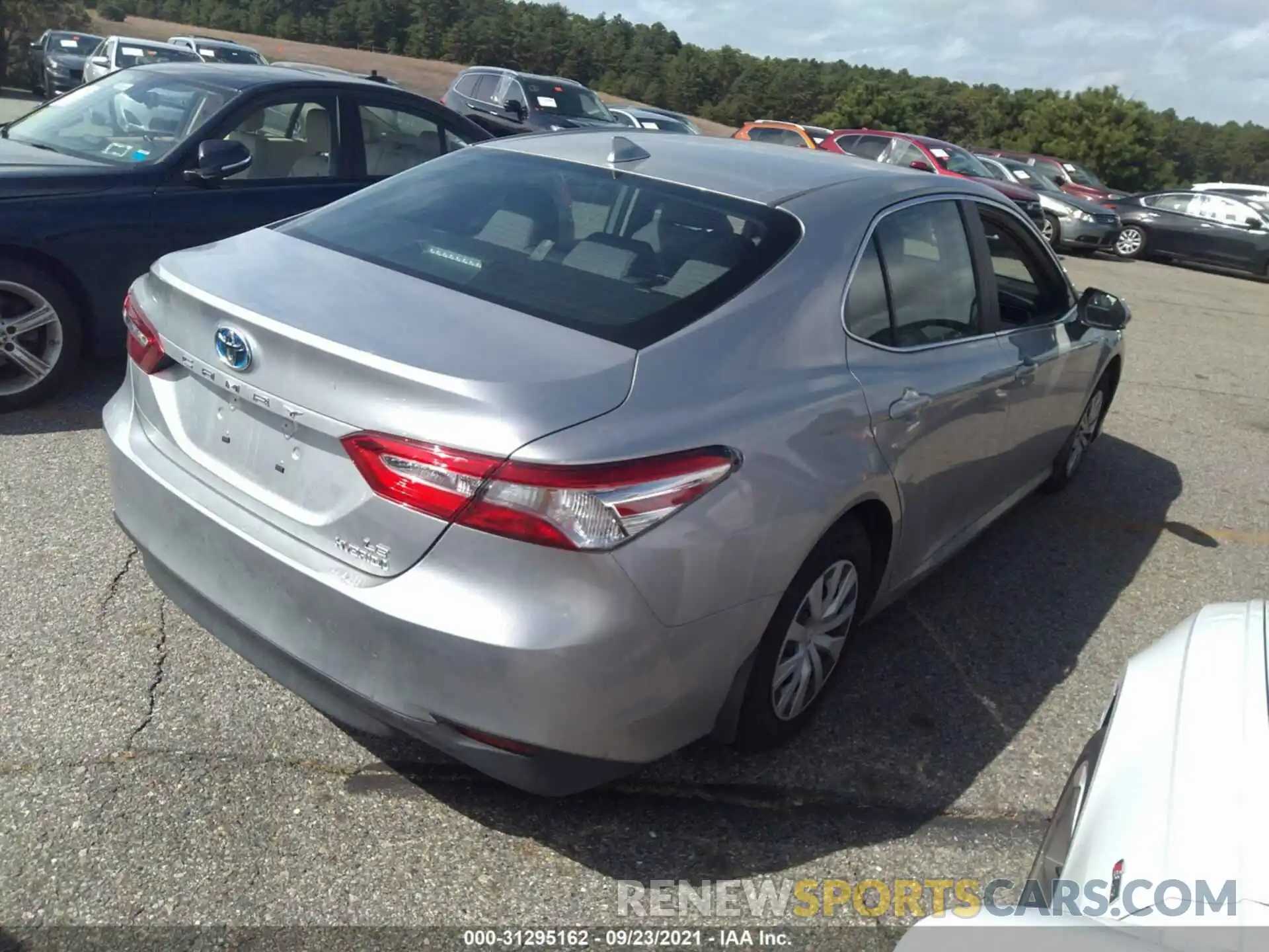 4 Photograph of a damaged car 4T1C31AK5LU019081 TOYOTA CAMRY 2020