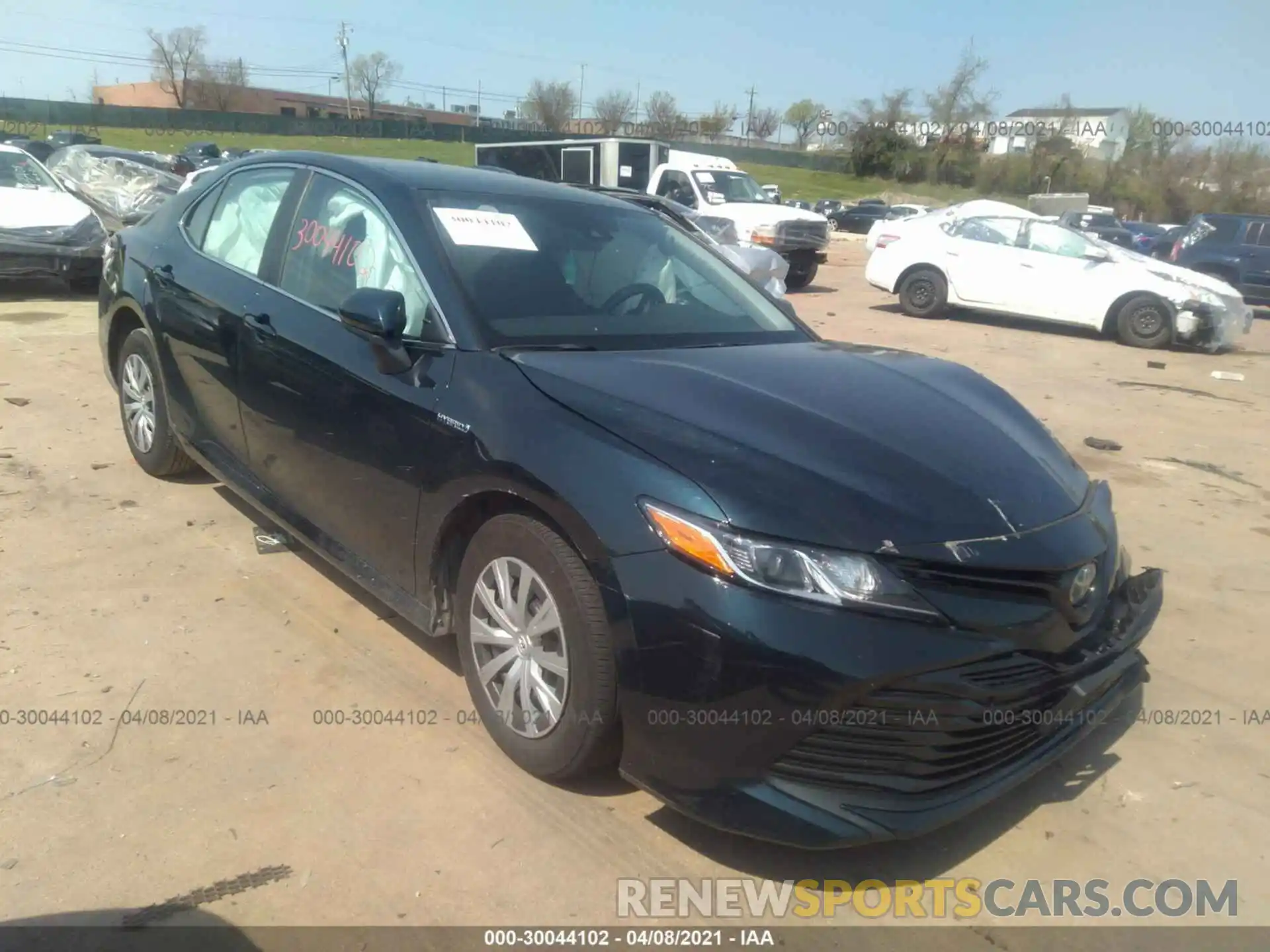 1 Photograph of a damaged car 4T1C31AK5LU019579 TOYOTA CAMRY 2020