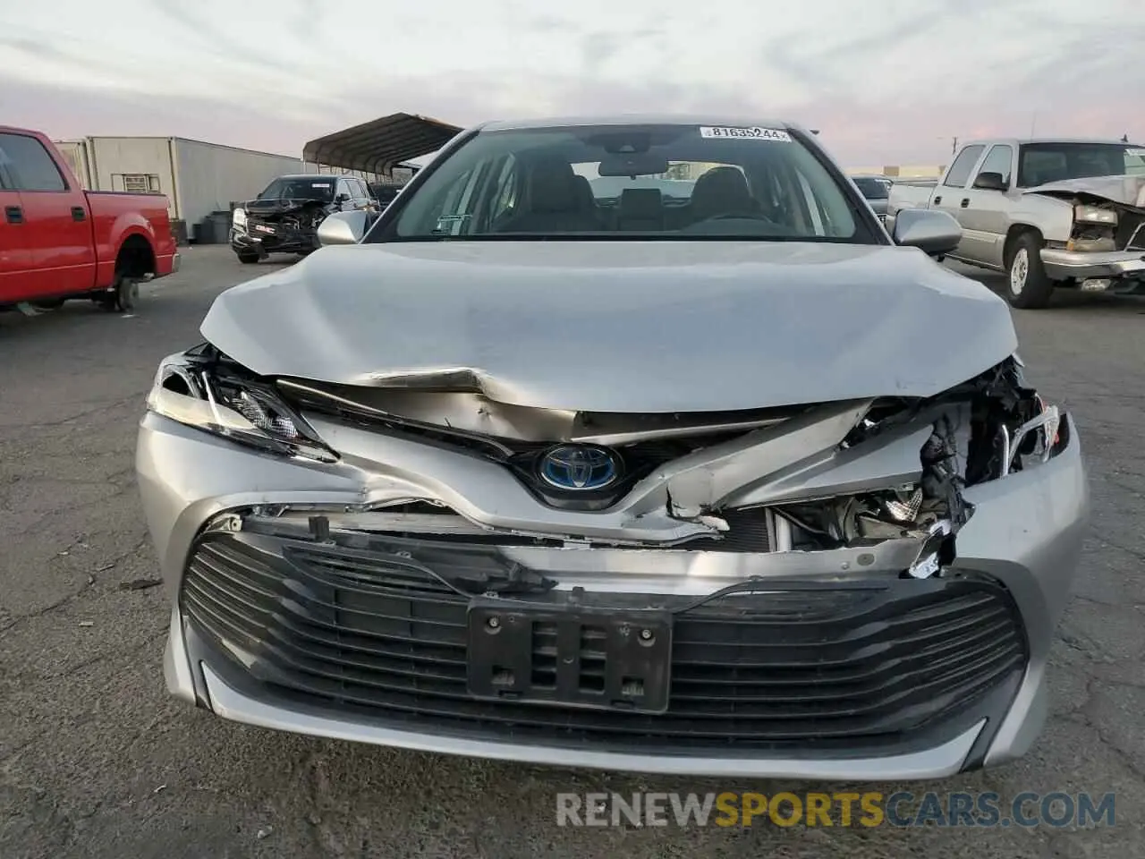 5 Photograph of a damaged car 4T1C31AK5LU019596 TOYOTA CAMRY 2020