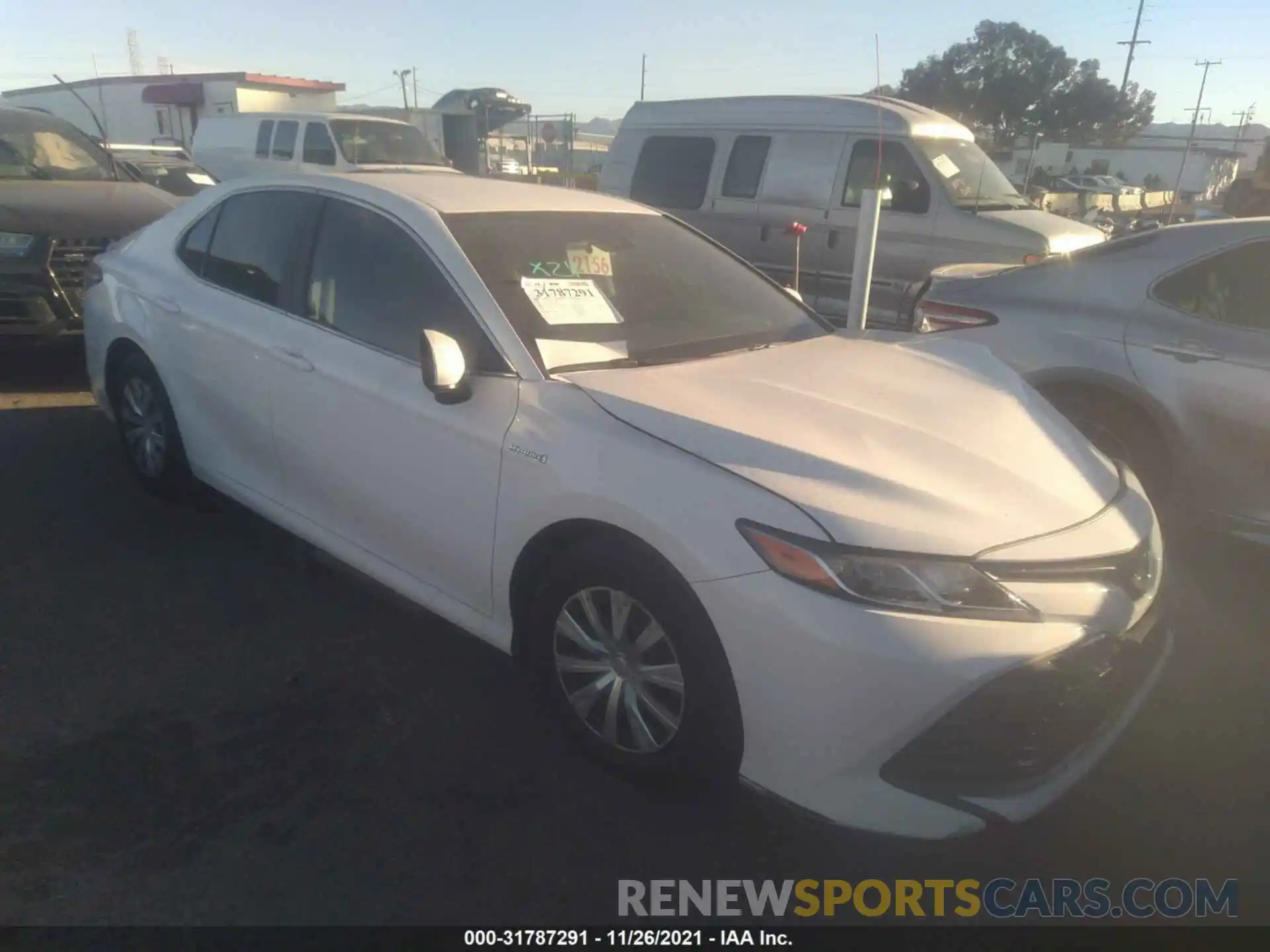 1 Photograph of a damaged car 4T1C31AK5LU527180 TOYOTA CAMRY 2020